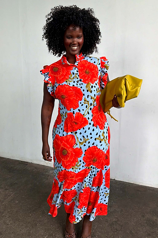 Model is 5ft9” and wears UK size 18/ US 14