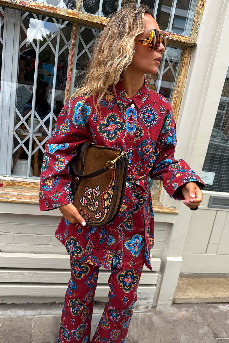 Model is 5ft5” and is UK size 8, wearing UK size 10