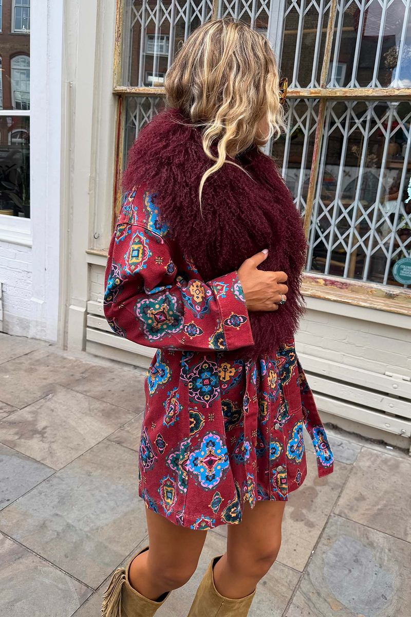 Model is 5ft5” and is UK size 8, wearing UK size 10