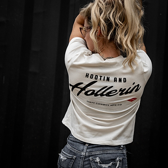 Hootin And Hollerin' Women's Cropped T-Shirt