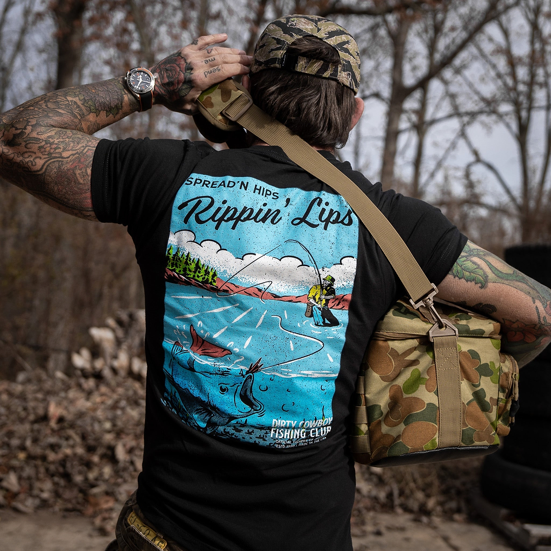 Spreadin' Hips & Rippin' Lips Fishing Club Men's T-Shirt - DIRTY COWBOY MFG