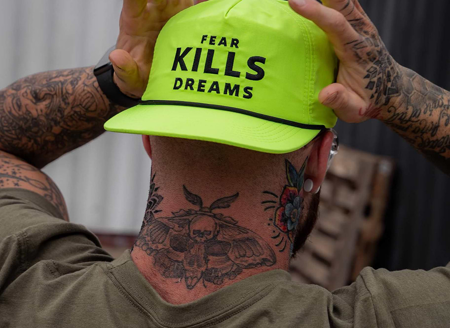hats & headwear (100)