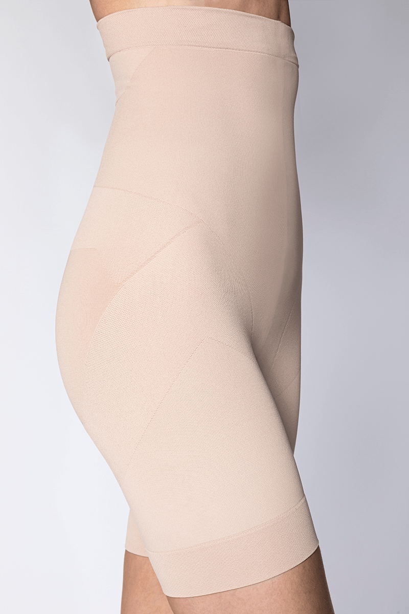 Emana Waist Sculpting Seamless Fit Short