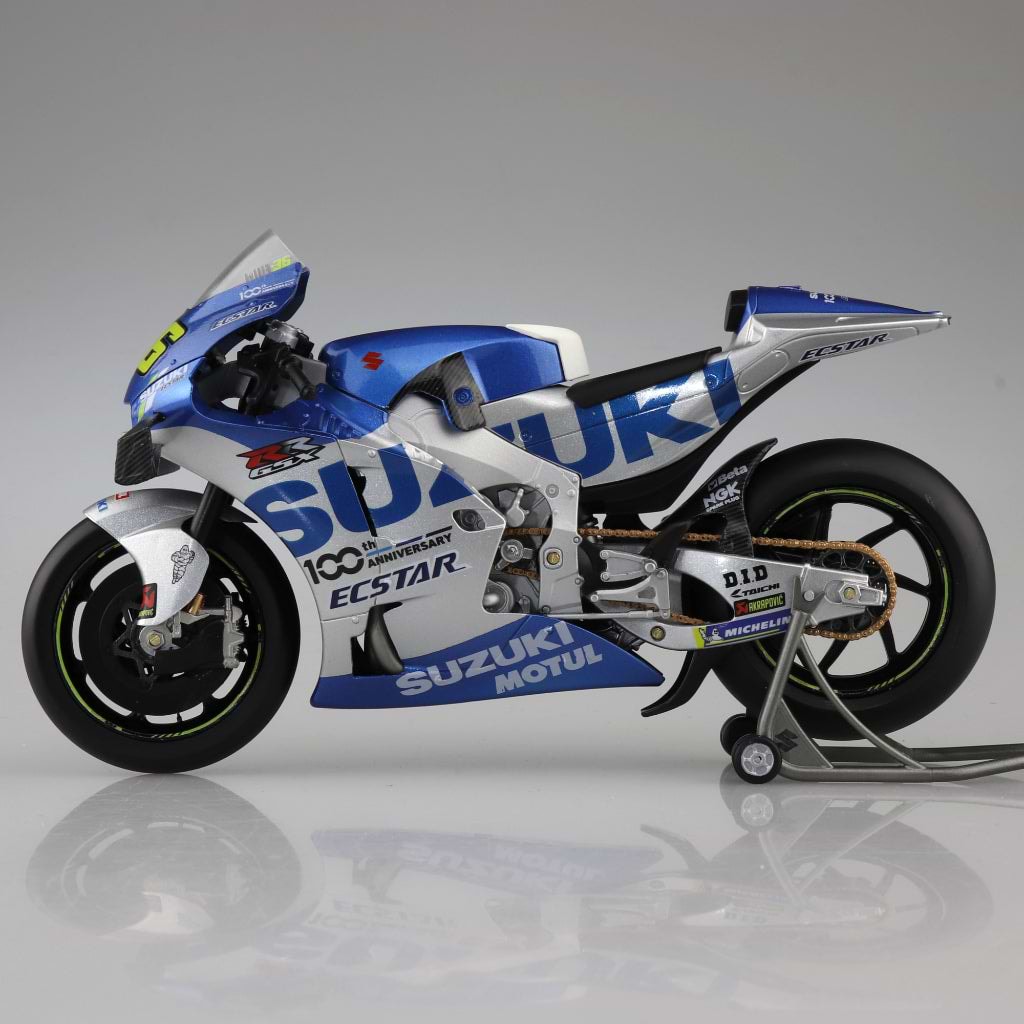 GSX-RR MotoGPチャンピオンマシンダイキャスト　1/12