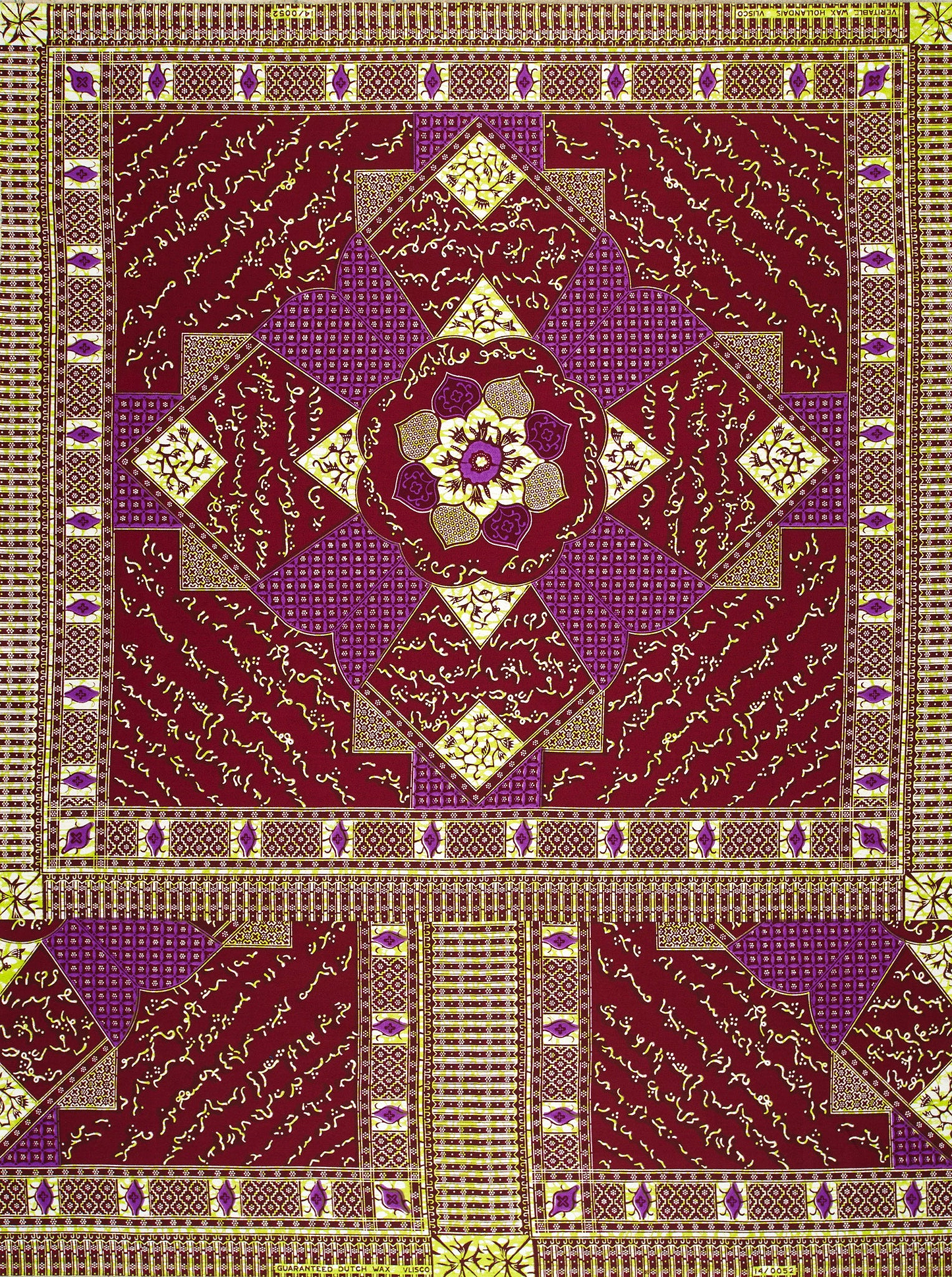 Richly patterned fabric deep red wax hollandais vl00052.159