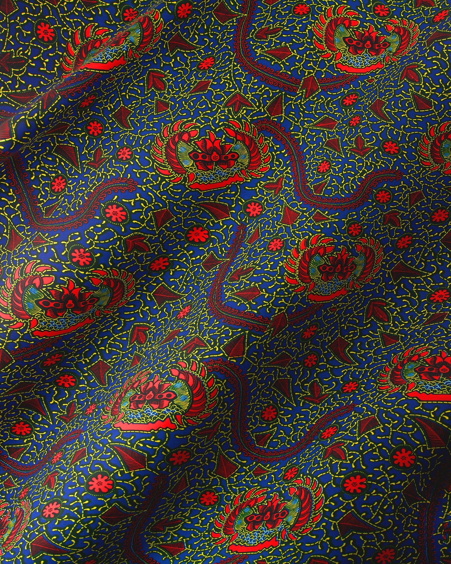 Rich blue fabric adorned intricate wax hollandais vl00501.107