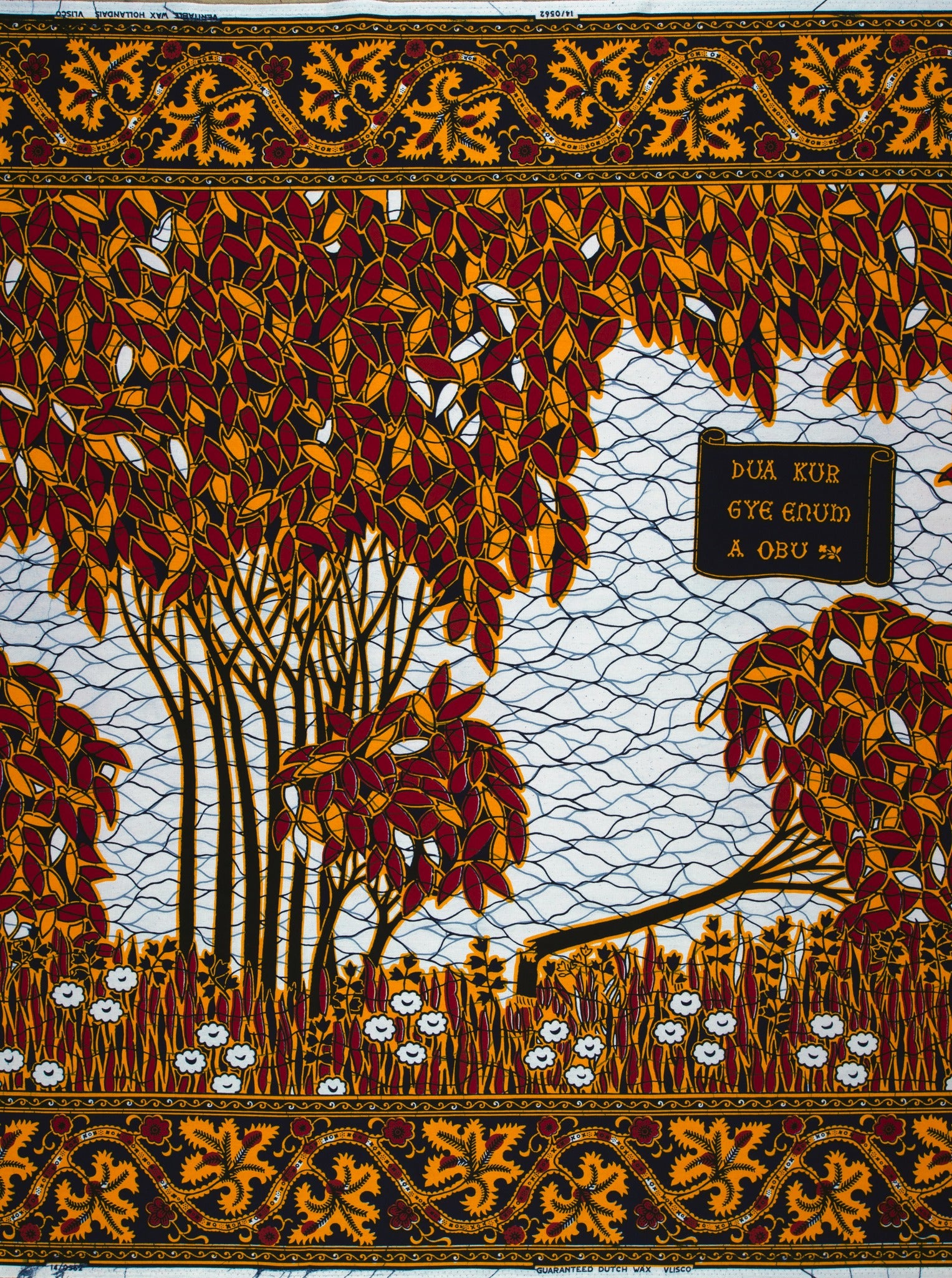 Vibrant red orange leaf-patterned batik wax hollandais vl00562.118