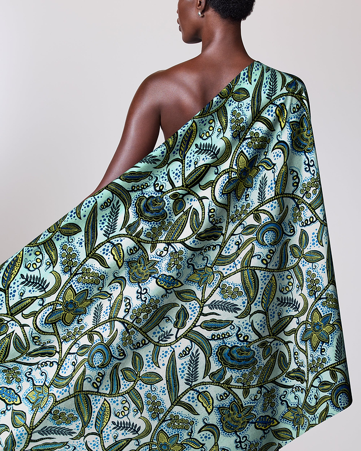 Wax Hollandais | VL00564.515 | Royal Blue Embellished