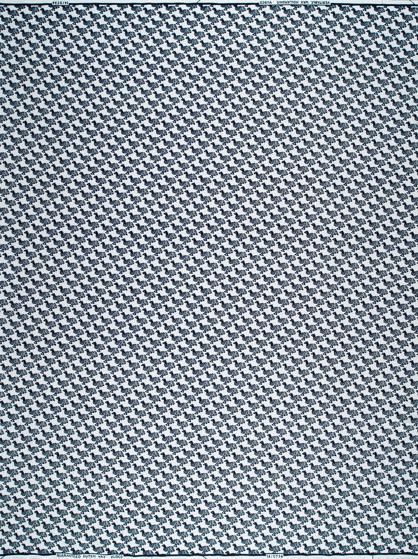 Black white houndstooth patterned fabric wax hollandais vl00736.254