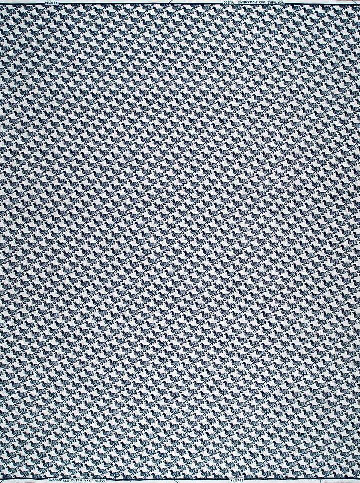 Black white houndstooth patterned fabric wax hollandais vl00736.254