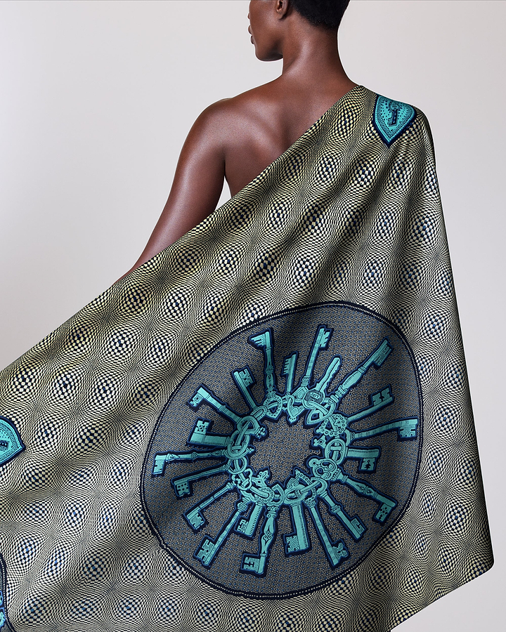 Wax Hollandais | VL00780.116 | Royal Blue Embellished