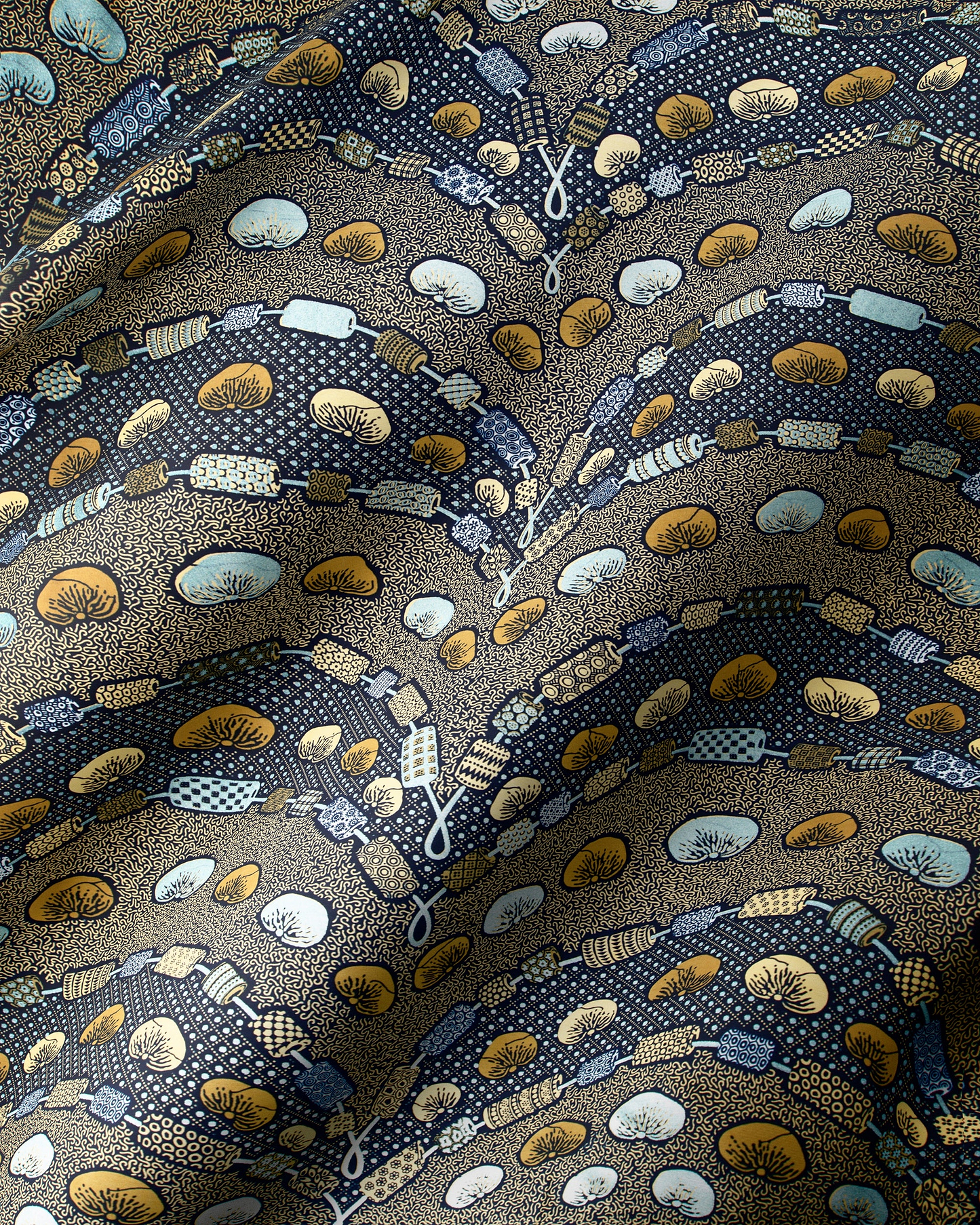 Wax Hollandais | VL00792.290 | Pastel Blue Embellished