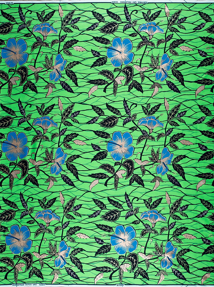 Vibrant green fabric pattern blue wax hollandais vl00921.281