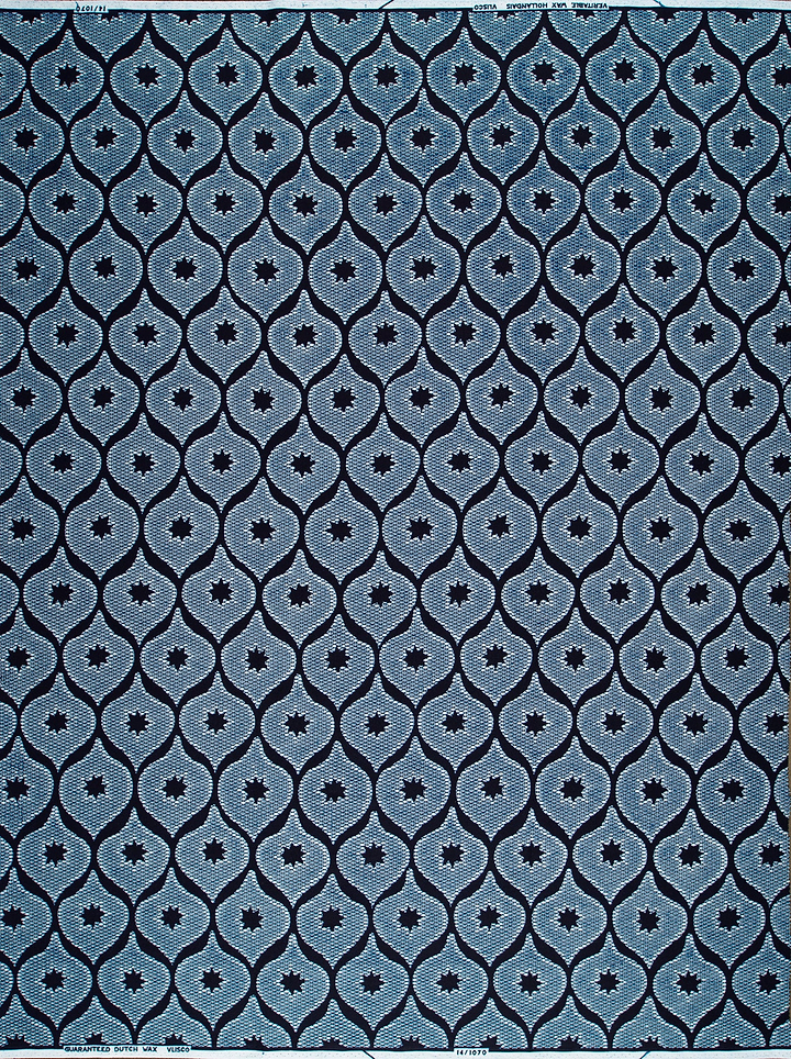Blue black geometric-patterned fabric diamond-shaped wax hollandais vl01070.118