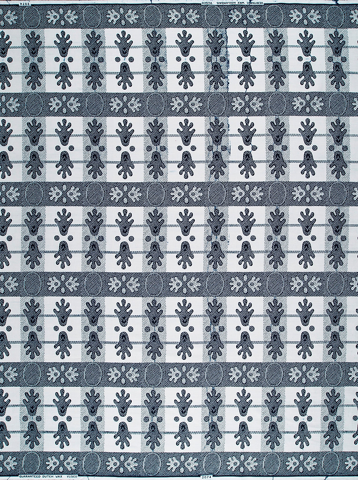 Gray white patterned fabric stylized wax hollandais vl02074.165