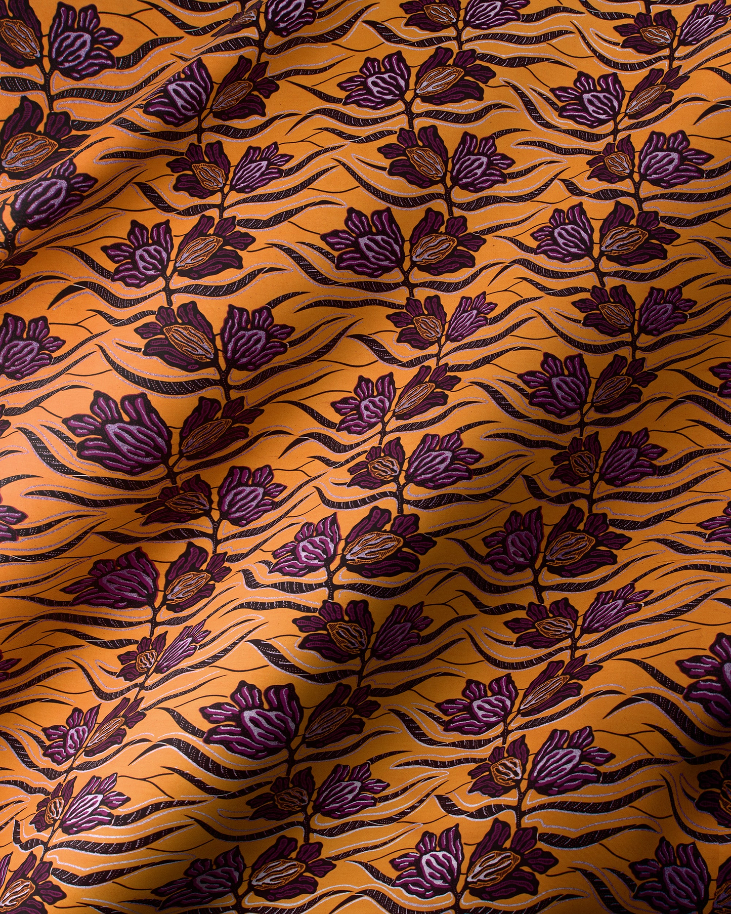 Wax Hollandais | VL03348.007 | Pastel Lilac Embellished