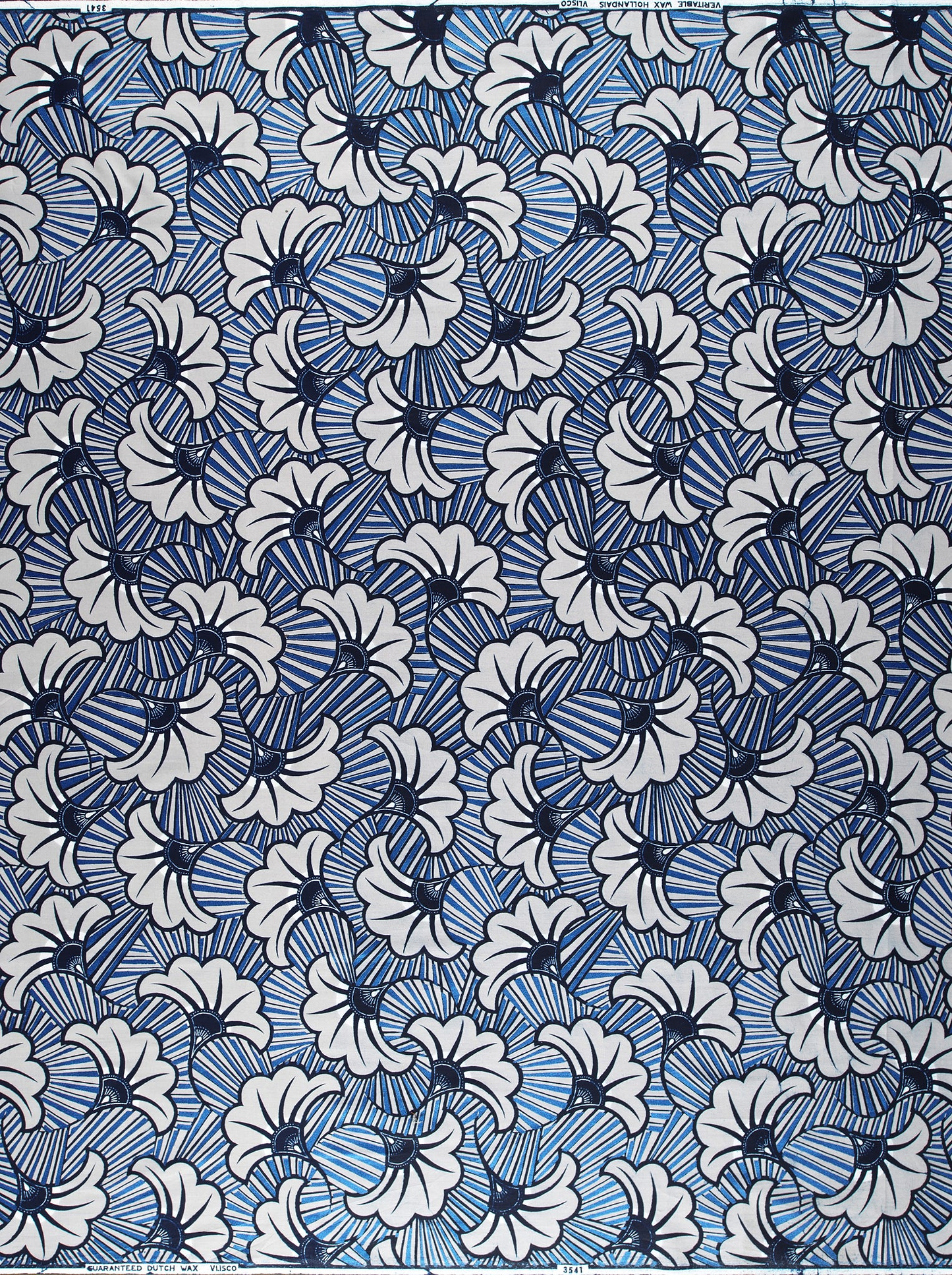Wax Hollandais | VL03541.326 | Royal Blue Embellished