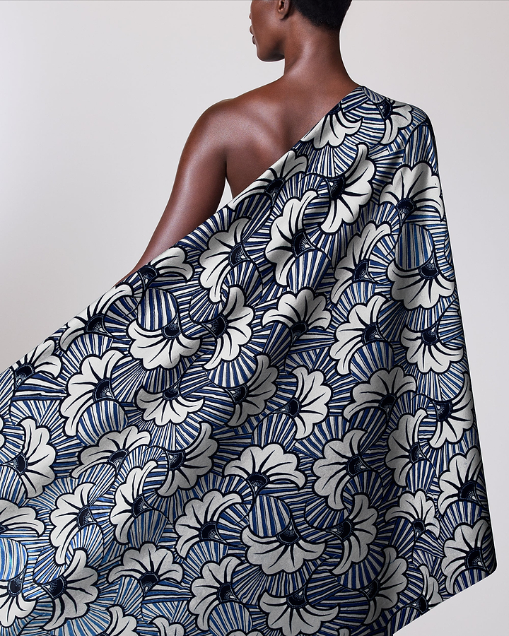 Wax Hollandais | VL03541.326 | Royal Blue Embellished