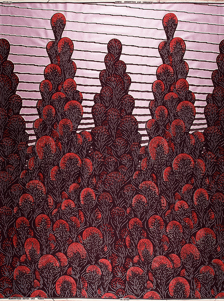 Fabric features bold pattern stylized wax glitterglam vl03762.015