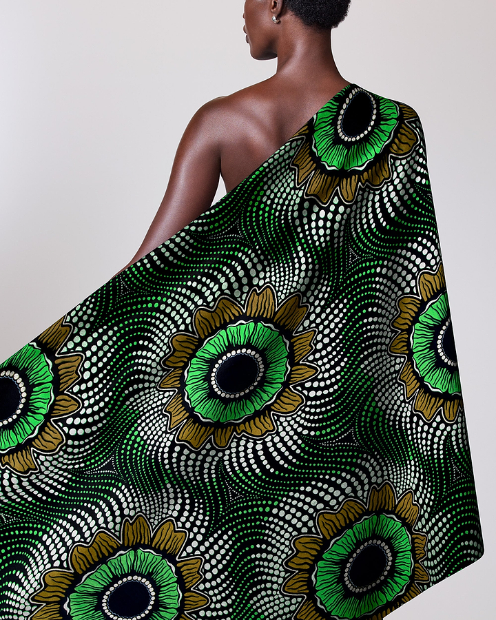 Vibrant green black patterned fabric wax hollandais vl04352.010