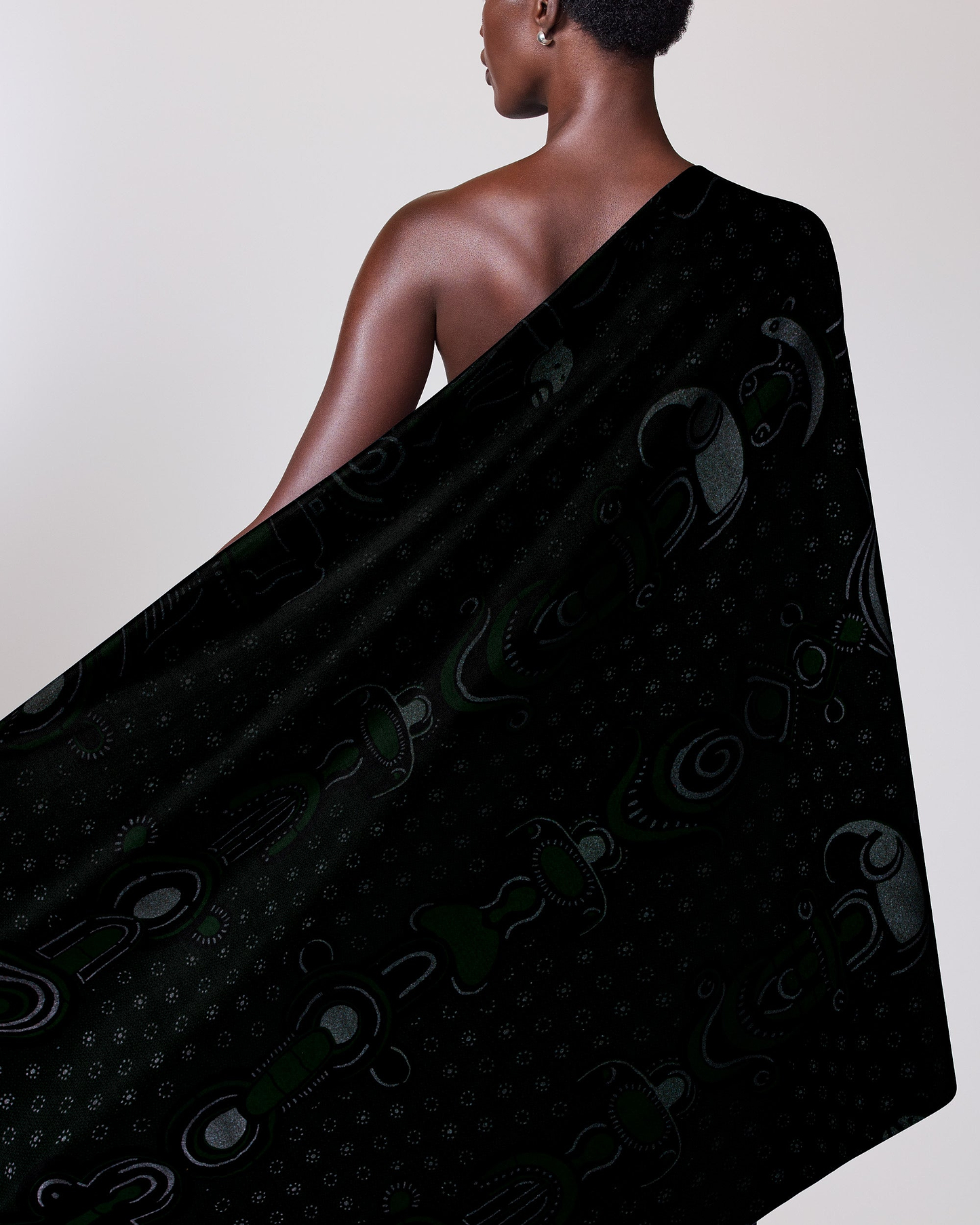 Sky Wax | VL04528.085 | Red-Green Pearl Embellished
