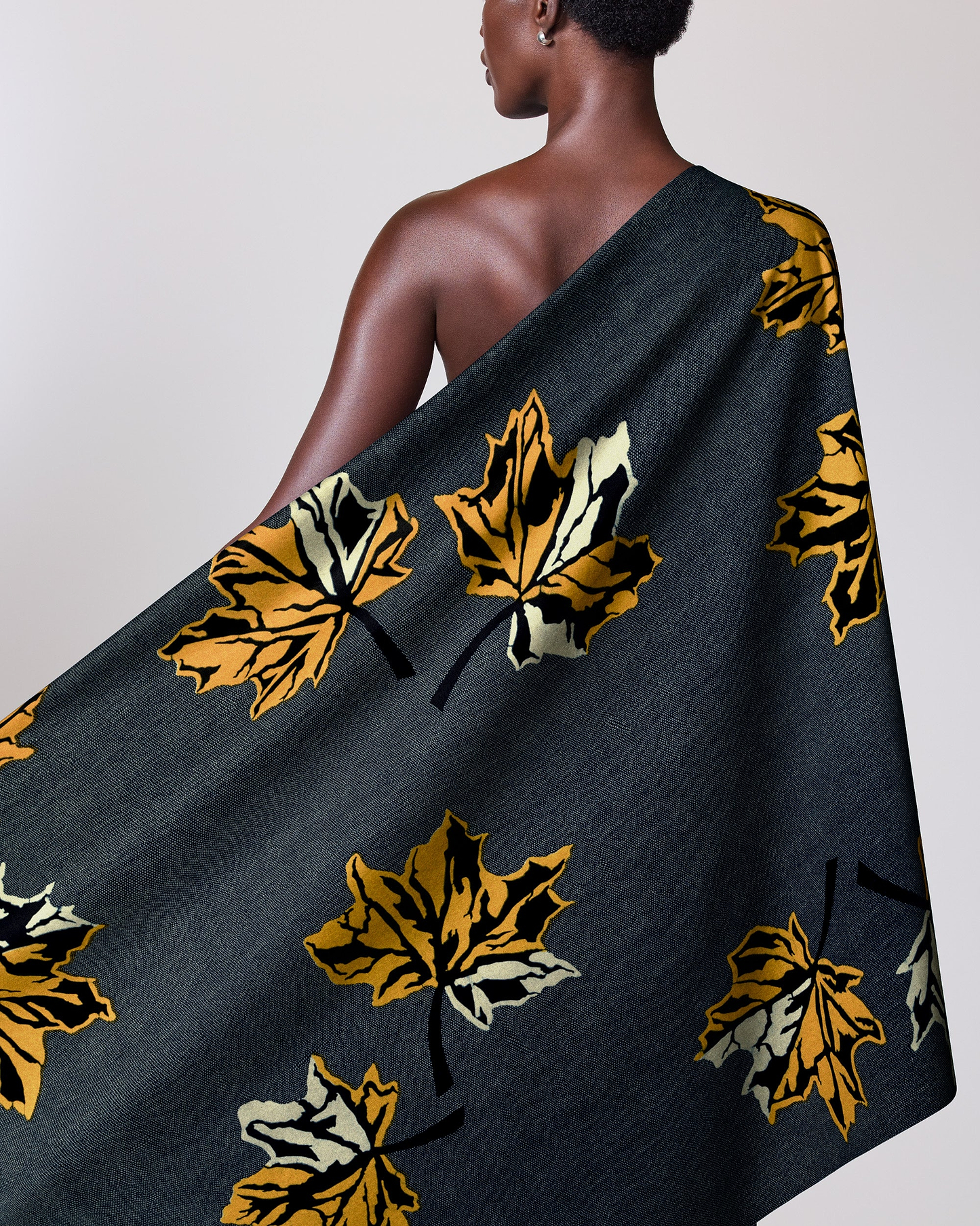 Dark gray wrap bold autumn wax hollandais vl04735.087