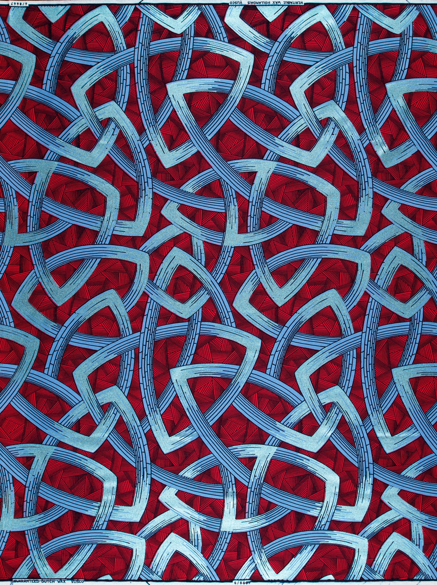 Vibrant red fabric intricate light wax hollandais vl08667.012