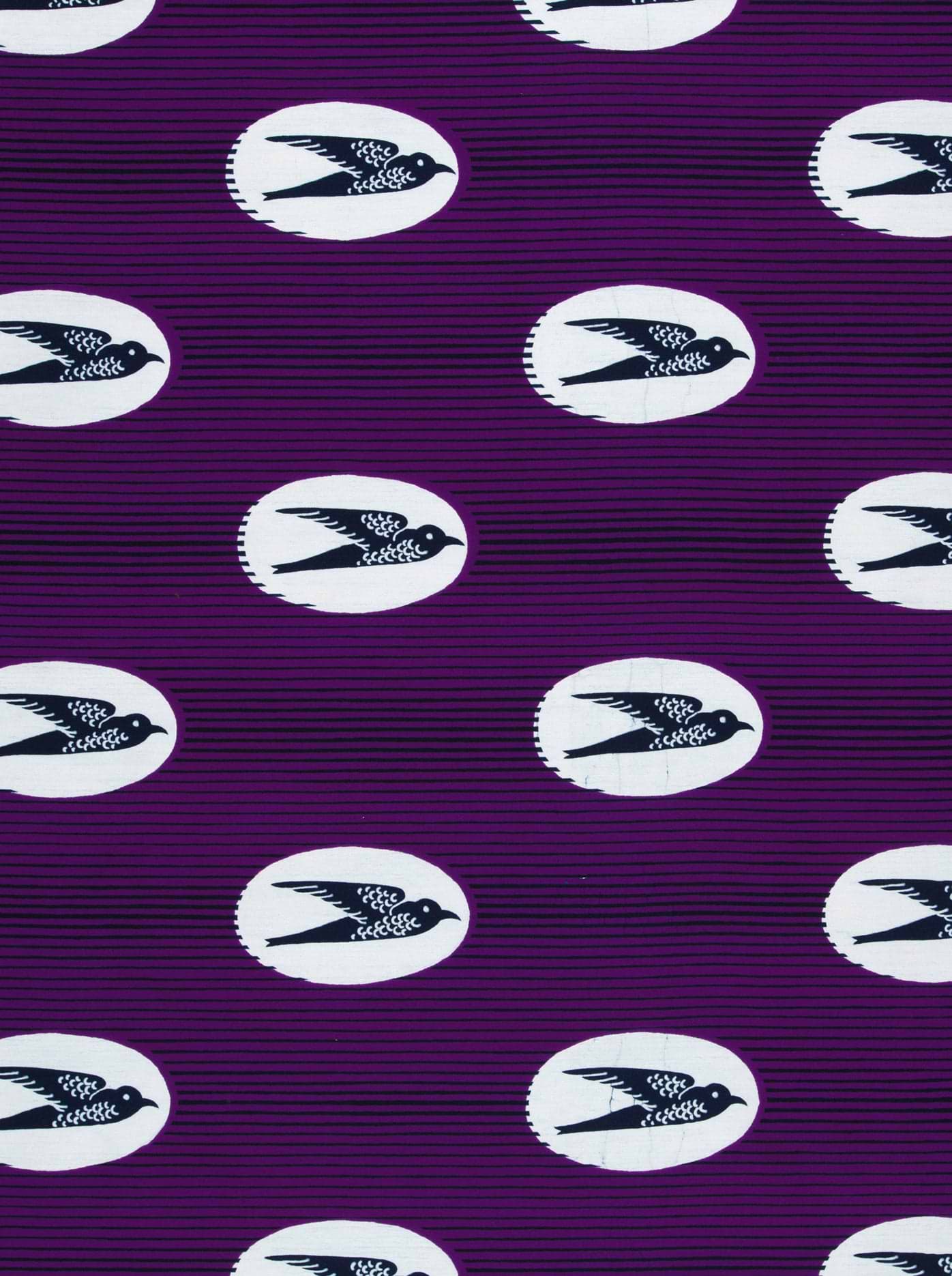 Purple fabric pattern black birds wax hollandais vl0h524.225