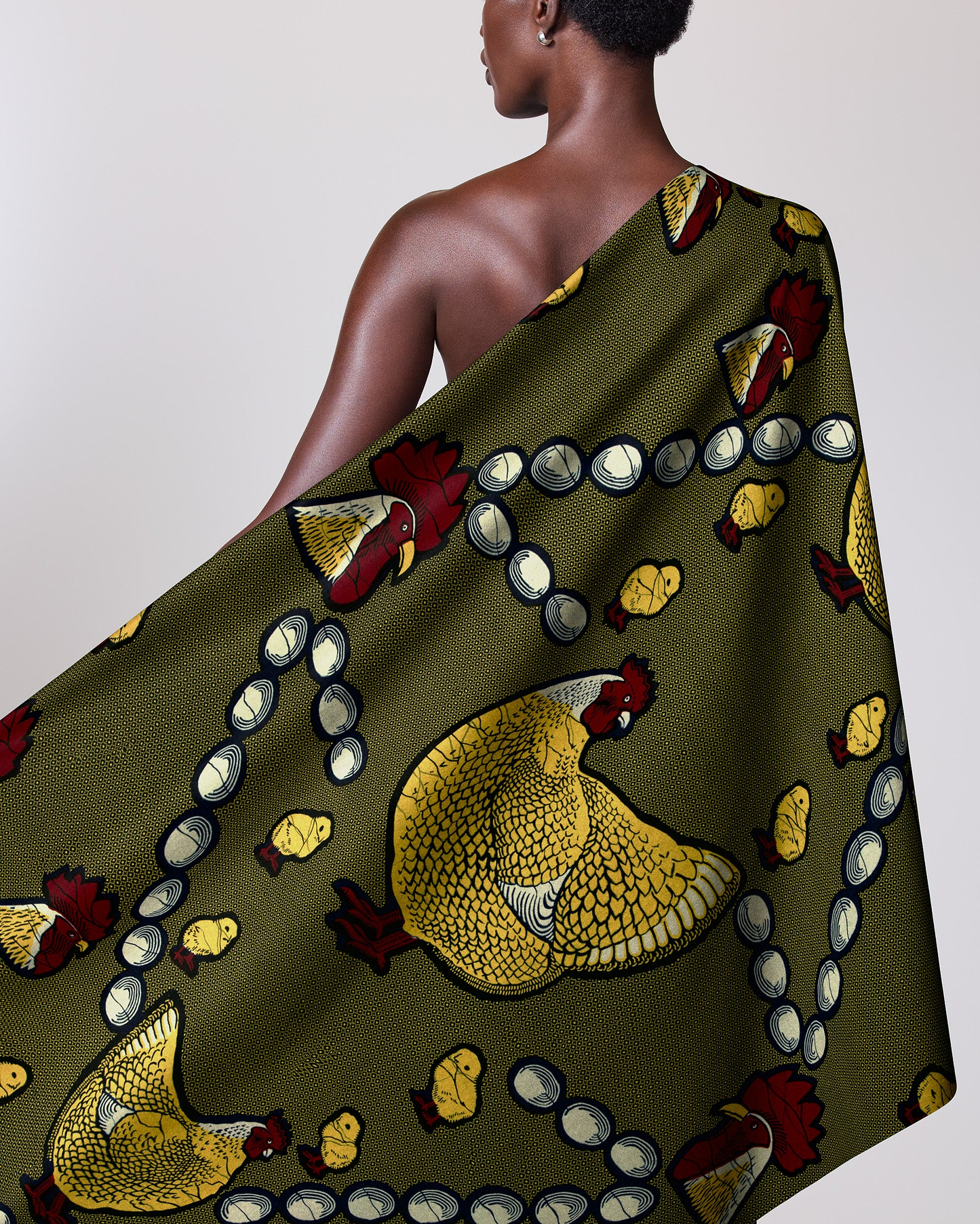 Olive green fabric draped model’s wax hollandais vl0h628.138