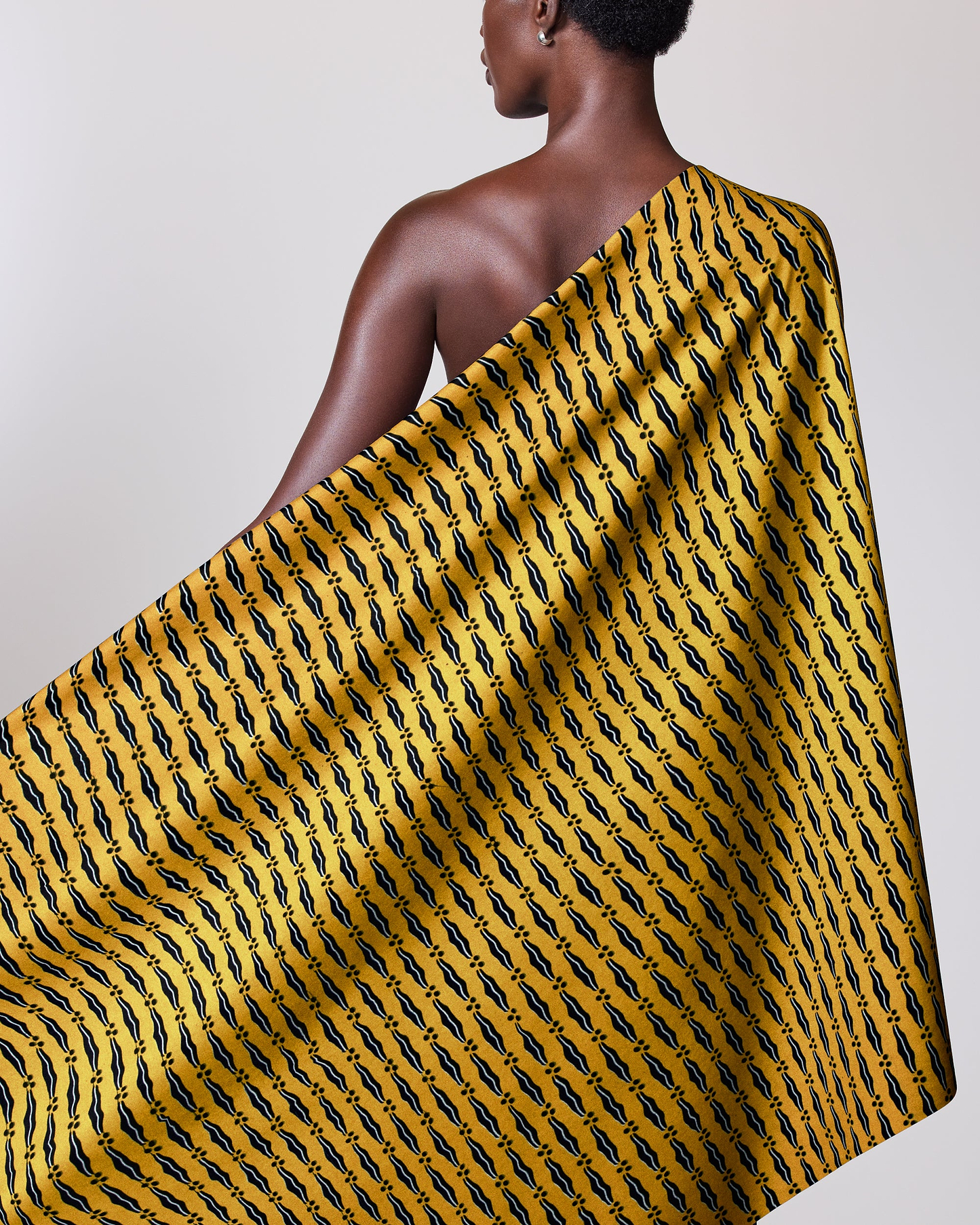 Vibrant yellow fabric bold black wax hollandais vl0h703.129