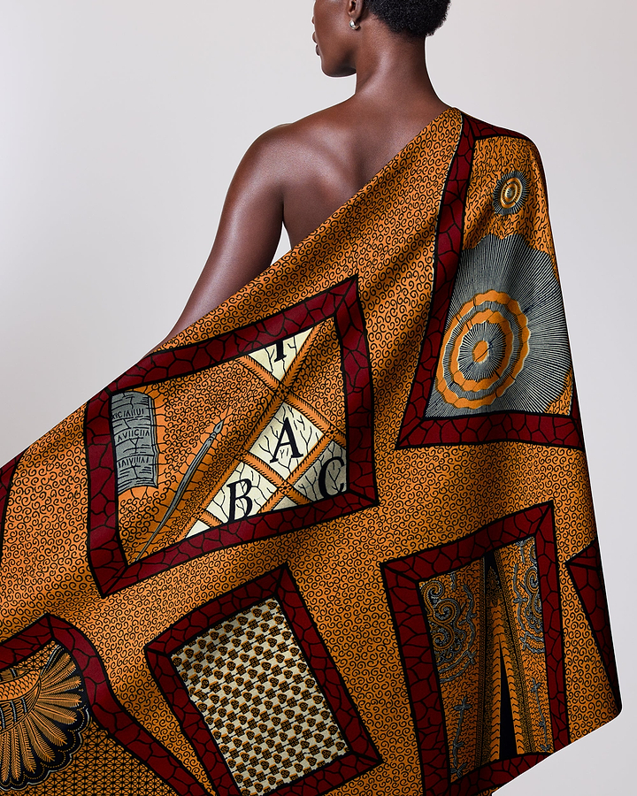 Patterned fabric draped person’s shoulder wax hollandais vl45750.175