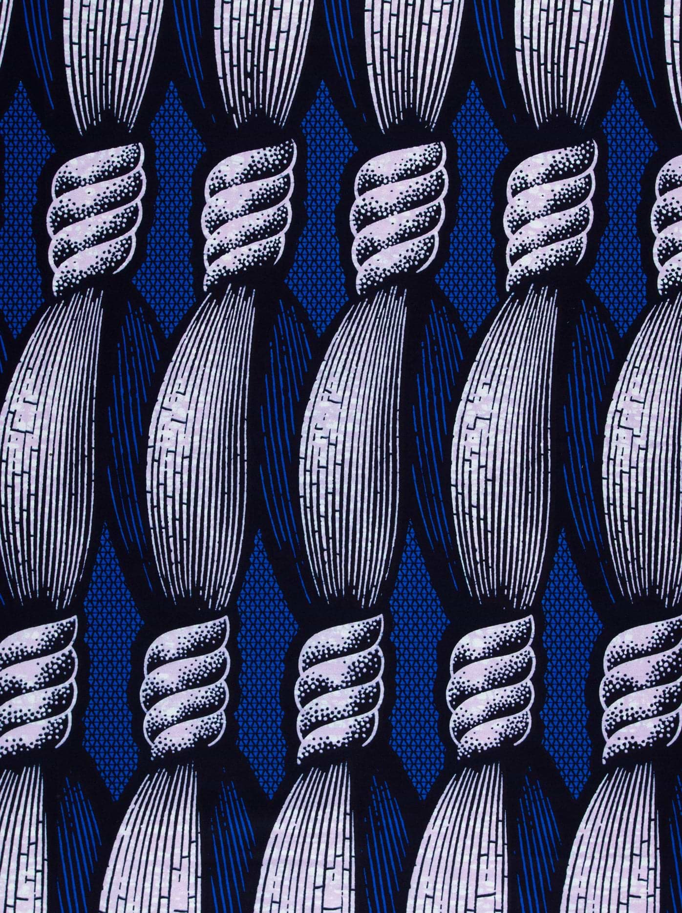 Blue white patterned fabric stylized wax hollandais vla0840.012