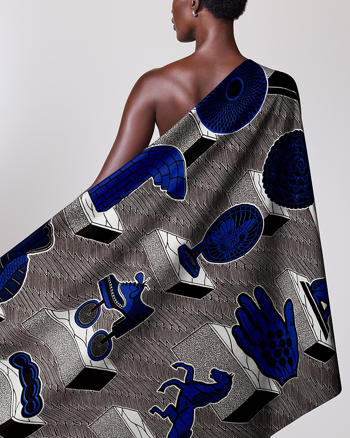 Vibrant blue black patterned fabric wax hollandais vla1617.041