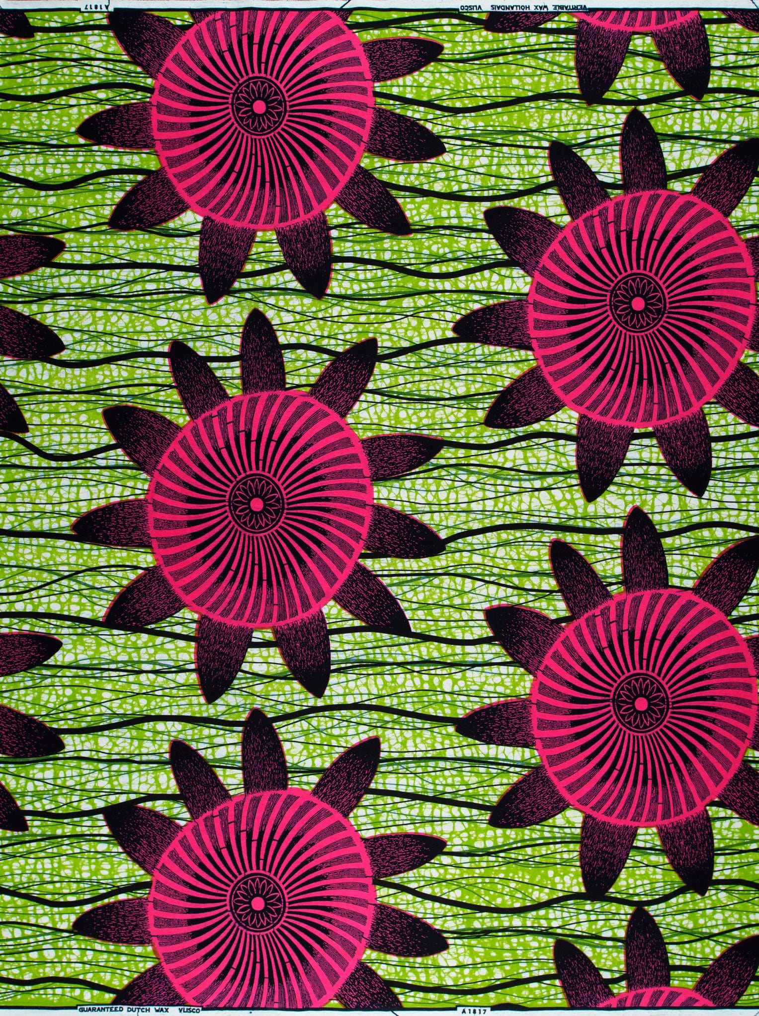 Vibrant pink dark purple floral-patterned wax hollandais vla1817.030