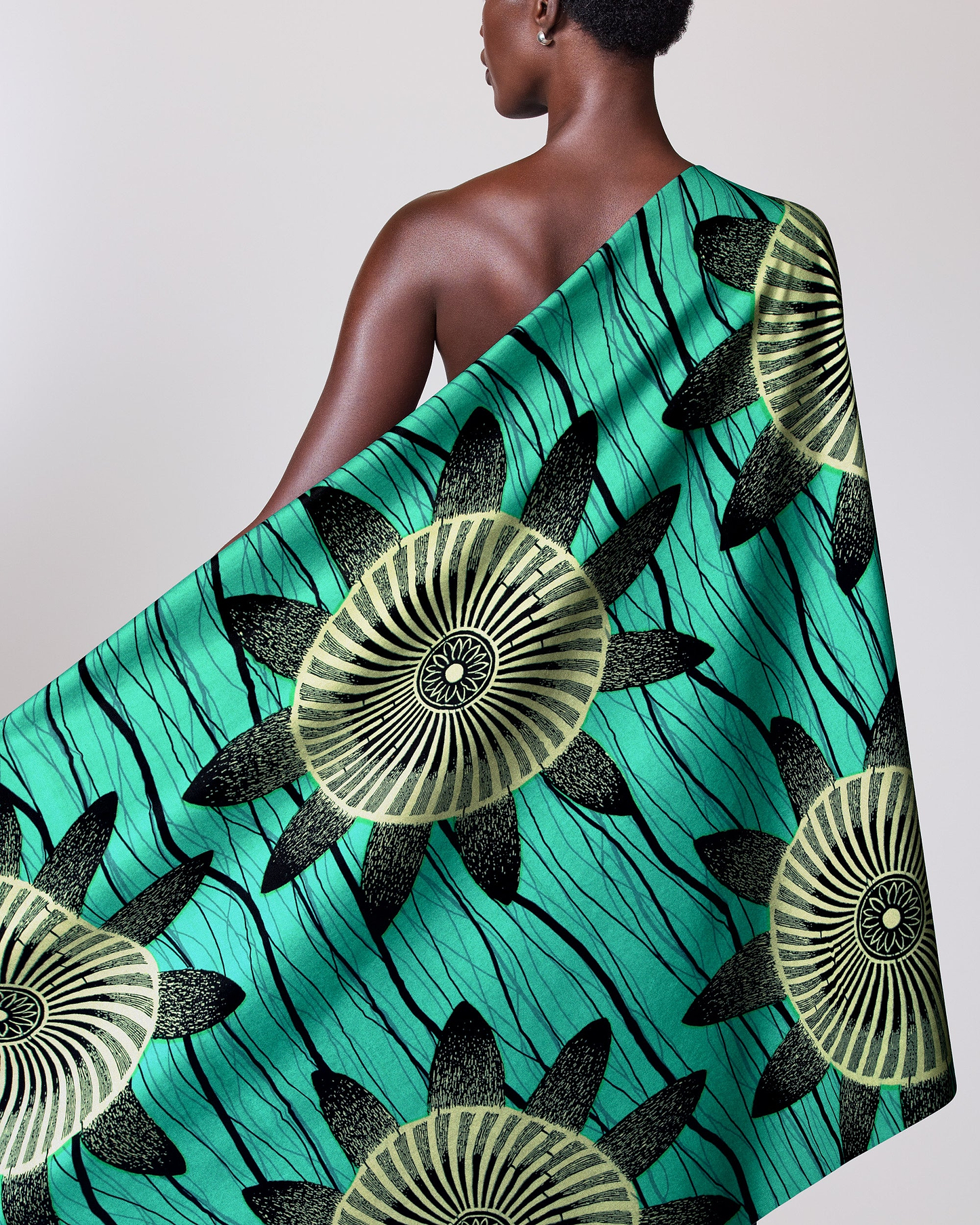 Vibrant teal fabric bold black wax hollandais vla1817.031