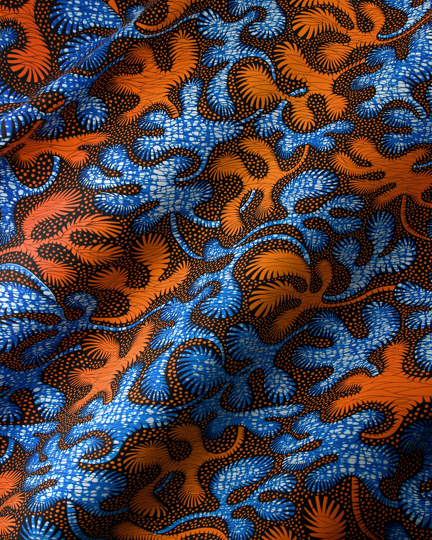Vibrant orange blue patterned african wax hollandais vla2070.046