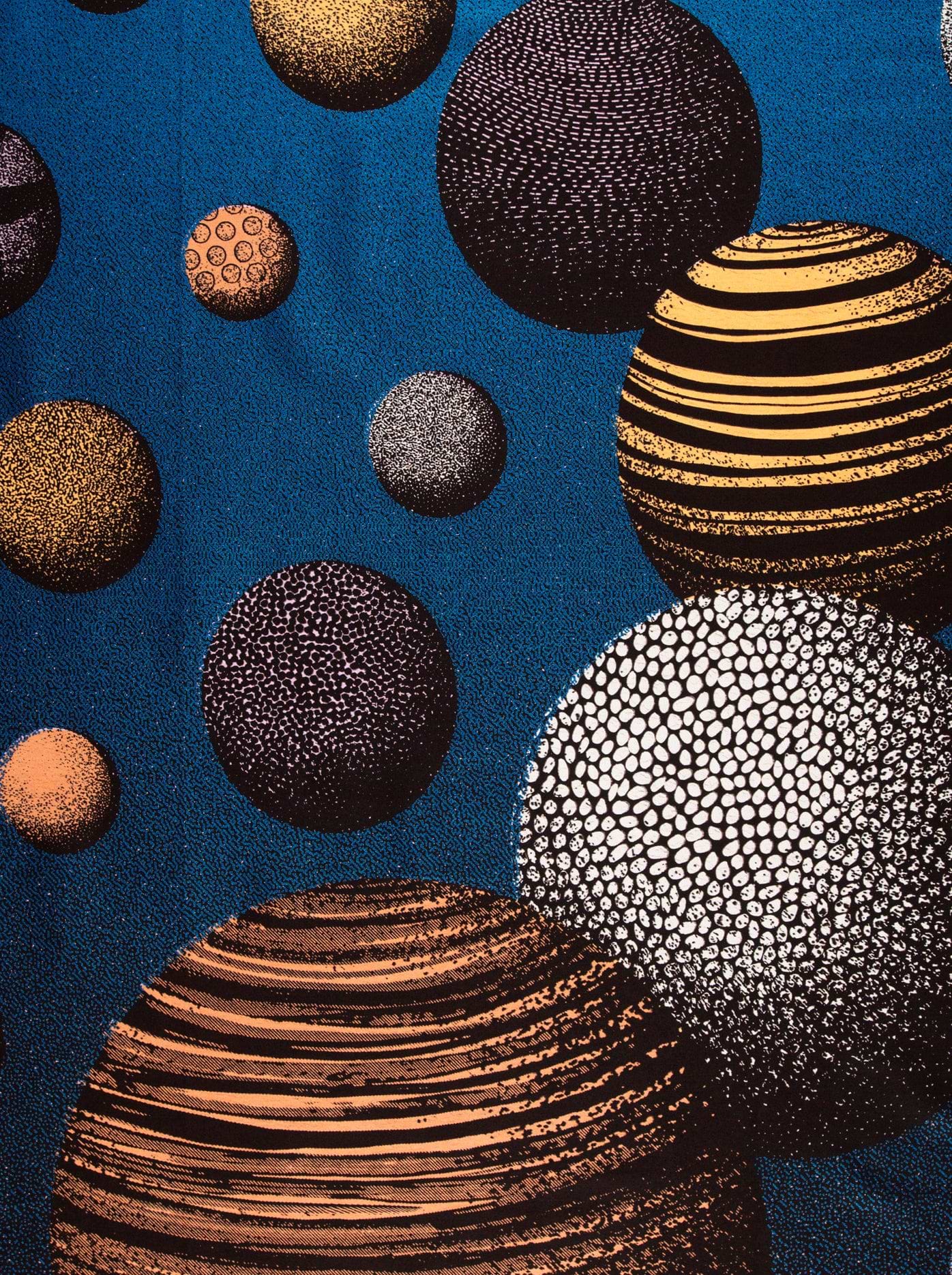 Blue fabric pattern variously sized wax hollandais vla2104.034