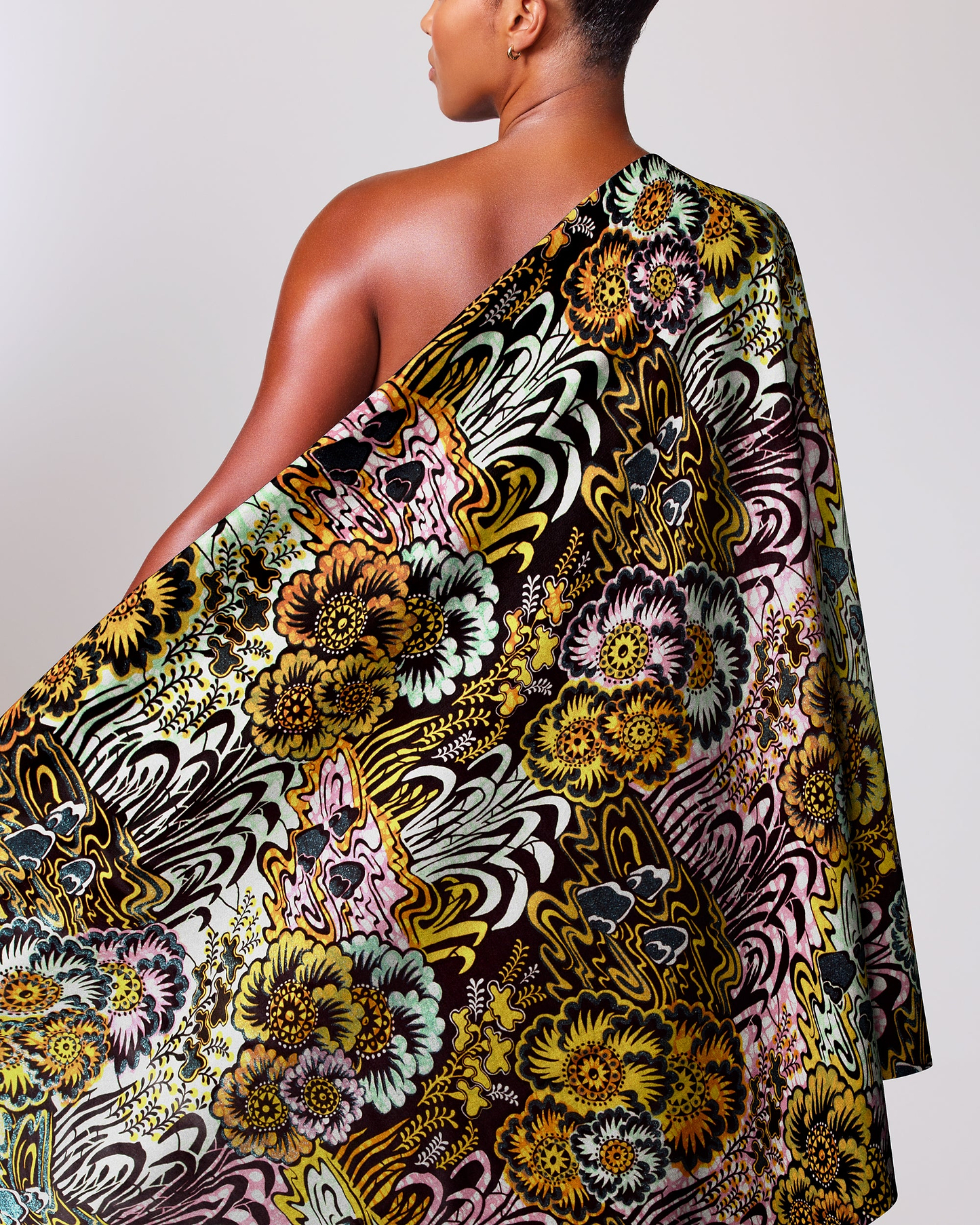 Vibrant one-shoulder wrap dress made grand super-wax vls0229.002