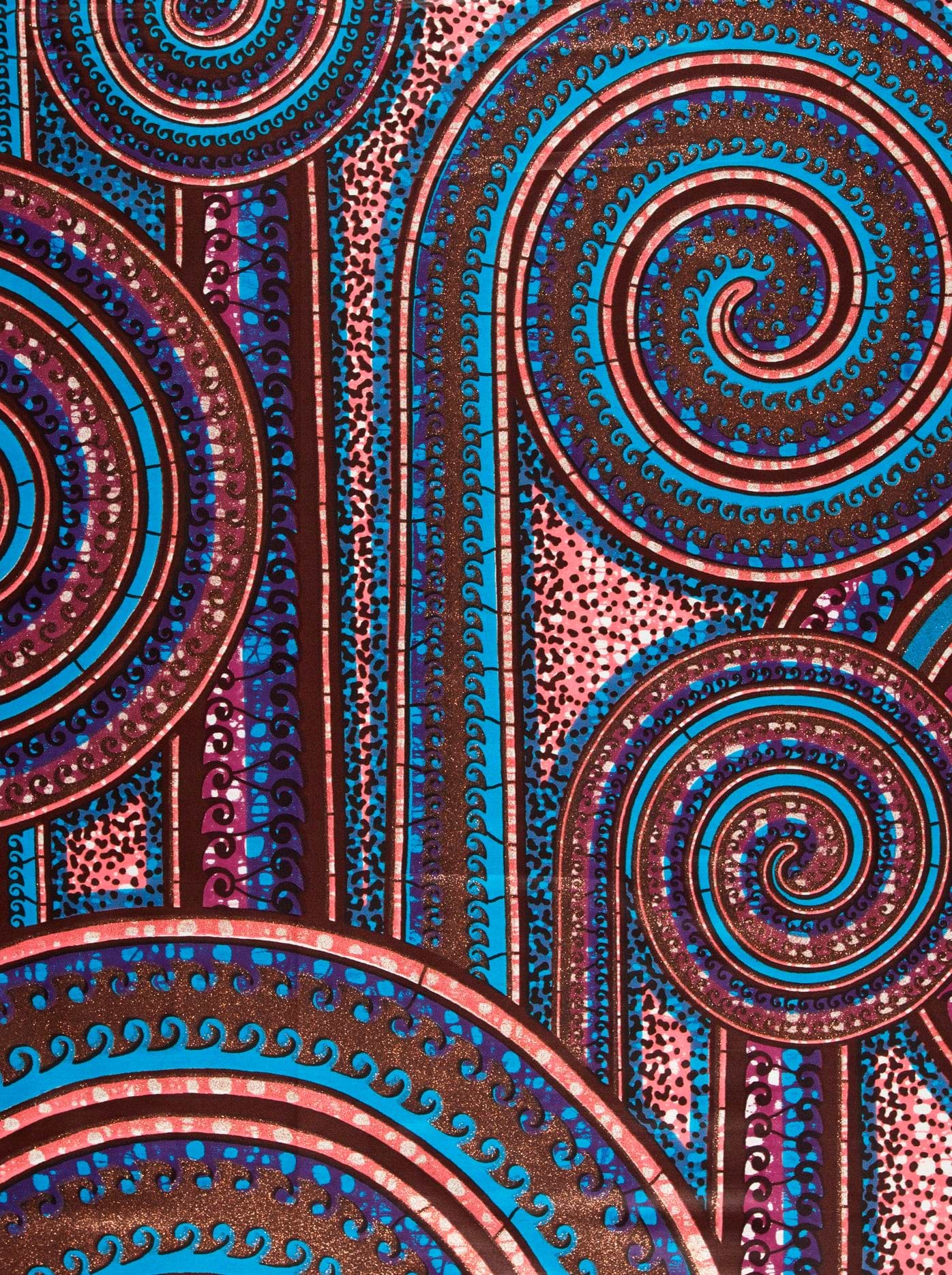 Vibrant patterned fabric bold blues grand super-wax vls0388.004