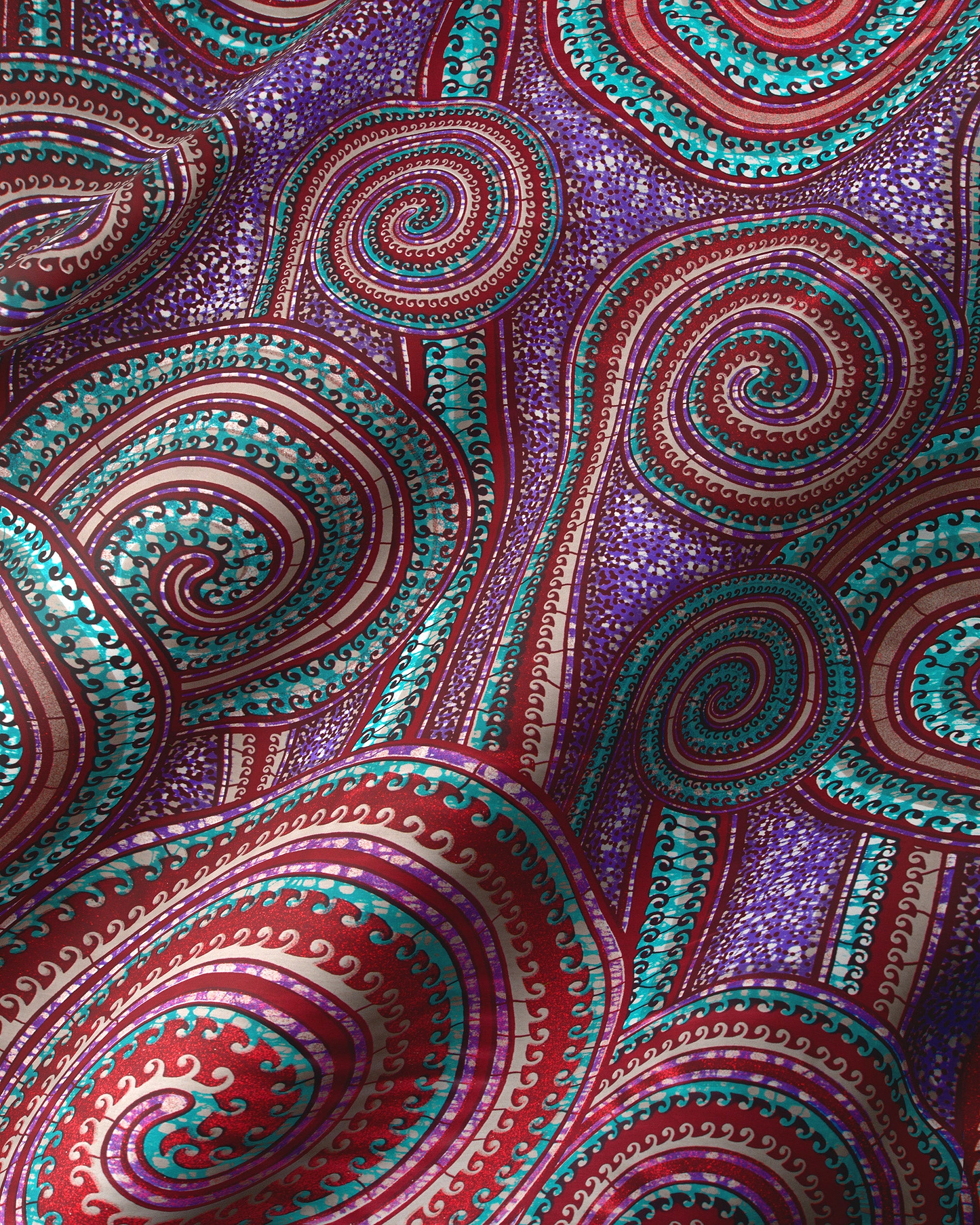 Vibrant paisley-patterned fabric rich purples grand super-wax vls0388.007