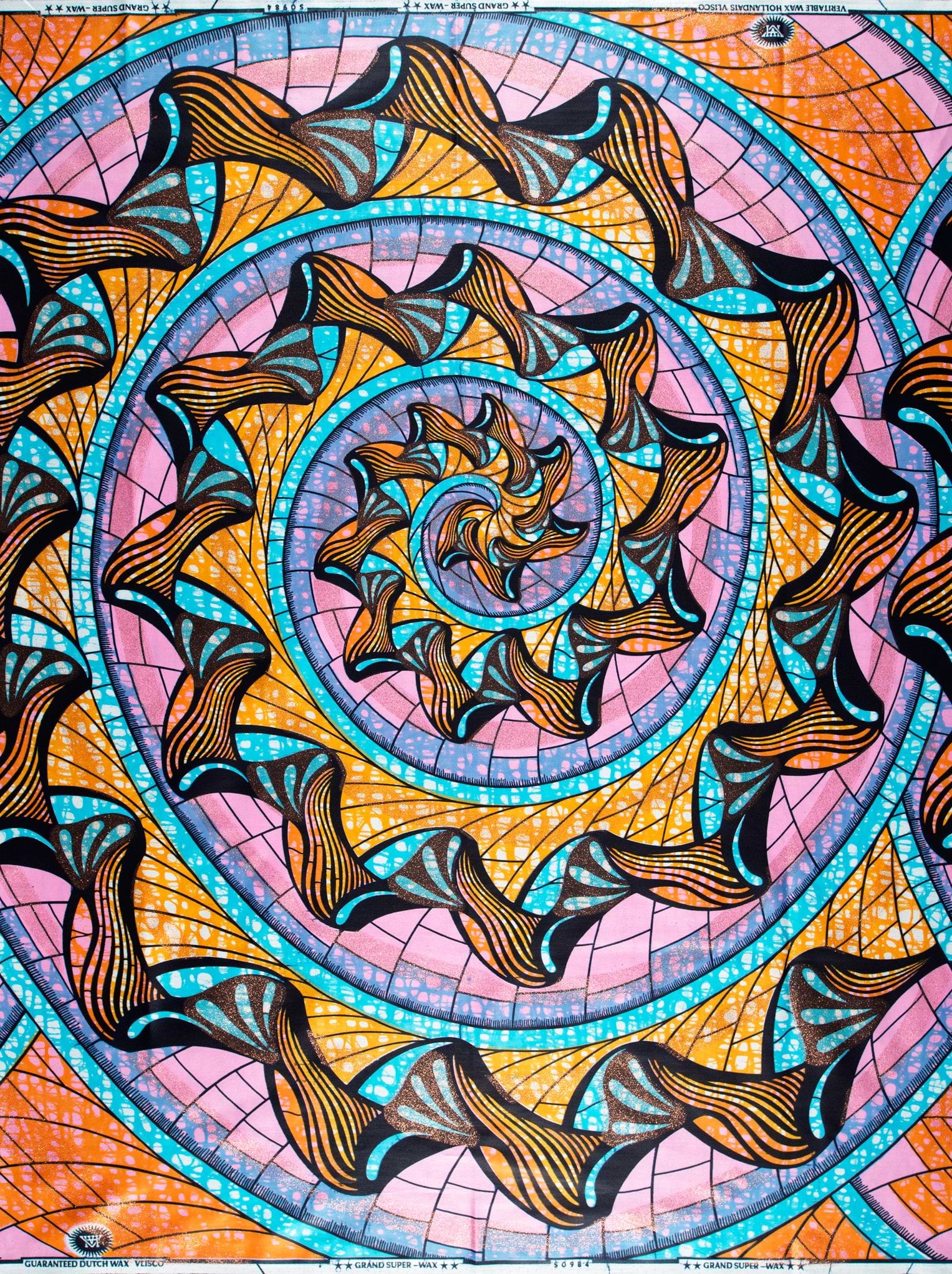 Vibrant psychedelic spiral-patterned fabric bold grand super-wax vls0984.007