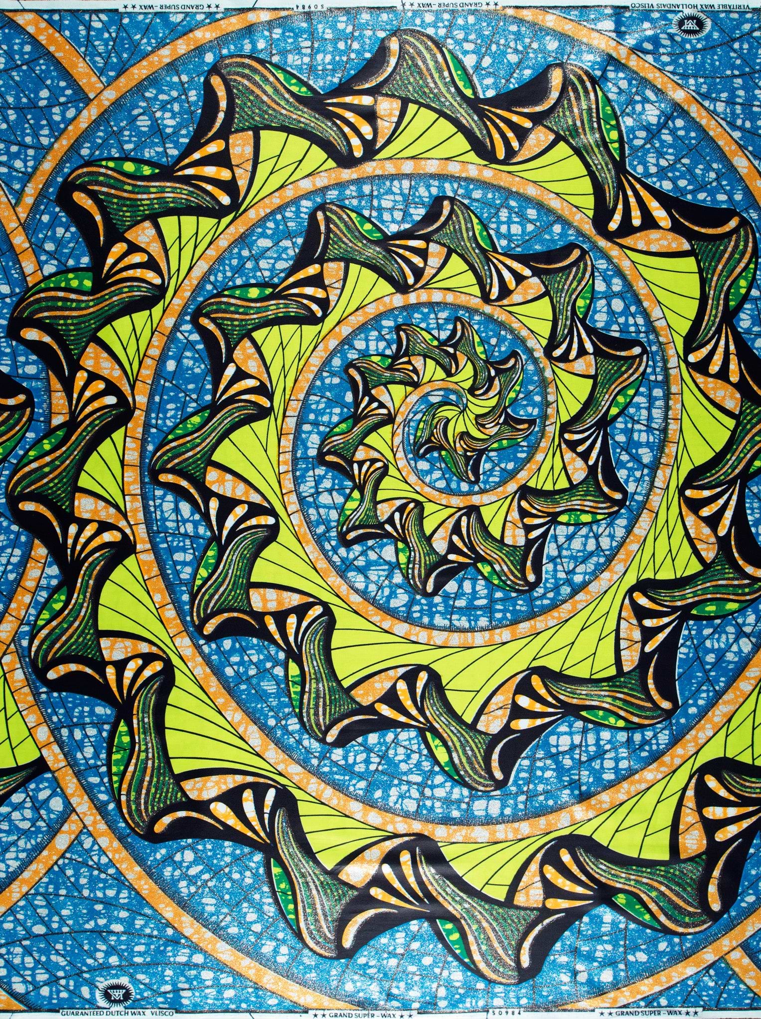 Vibrant blue green yellow spiral-patterned grand super-wax vls0984.008