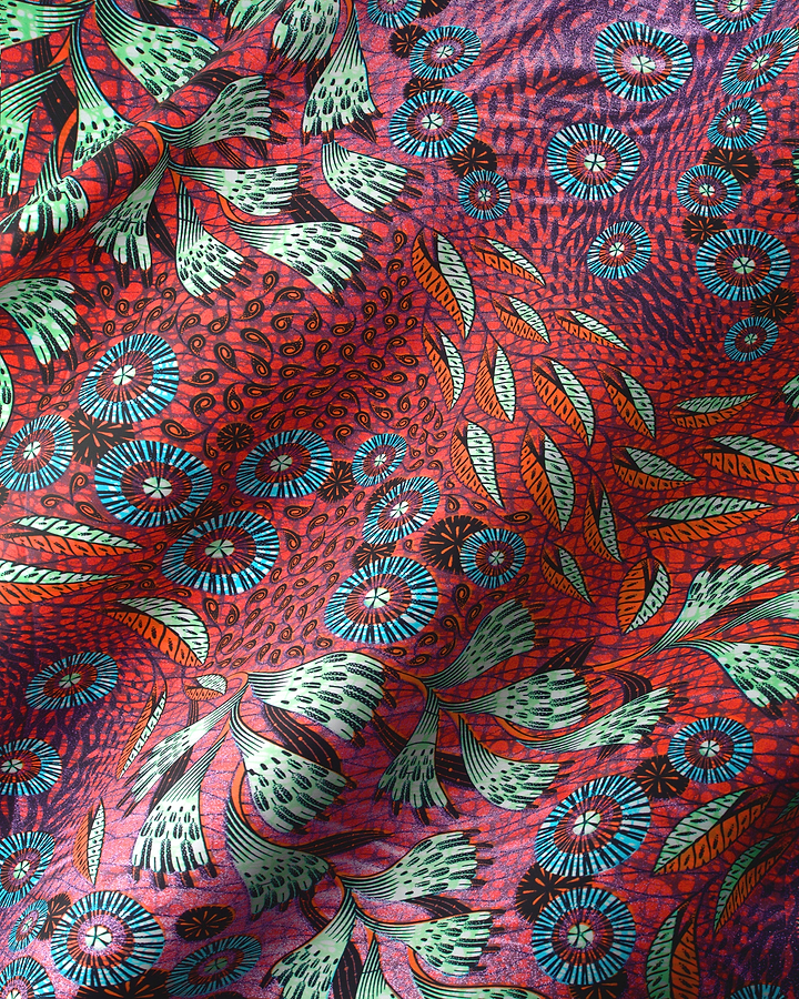 Vibrant floral patterned fabric grand super-wax vls1690.002