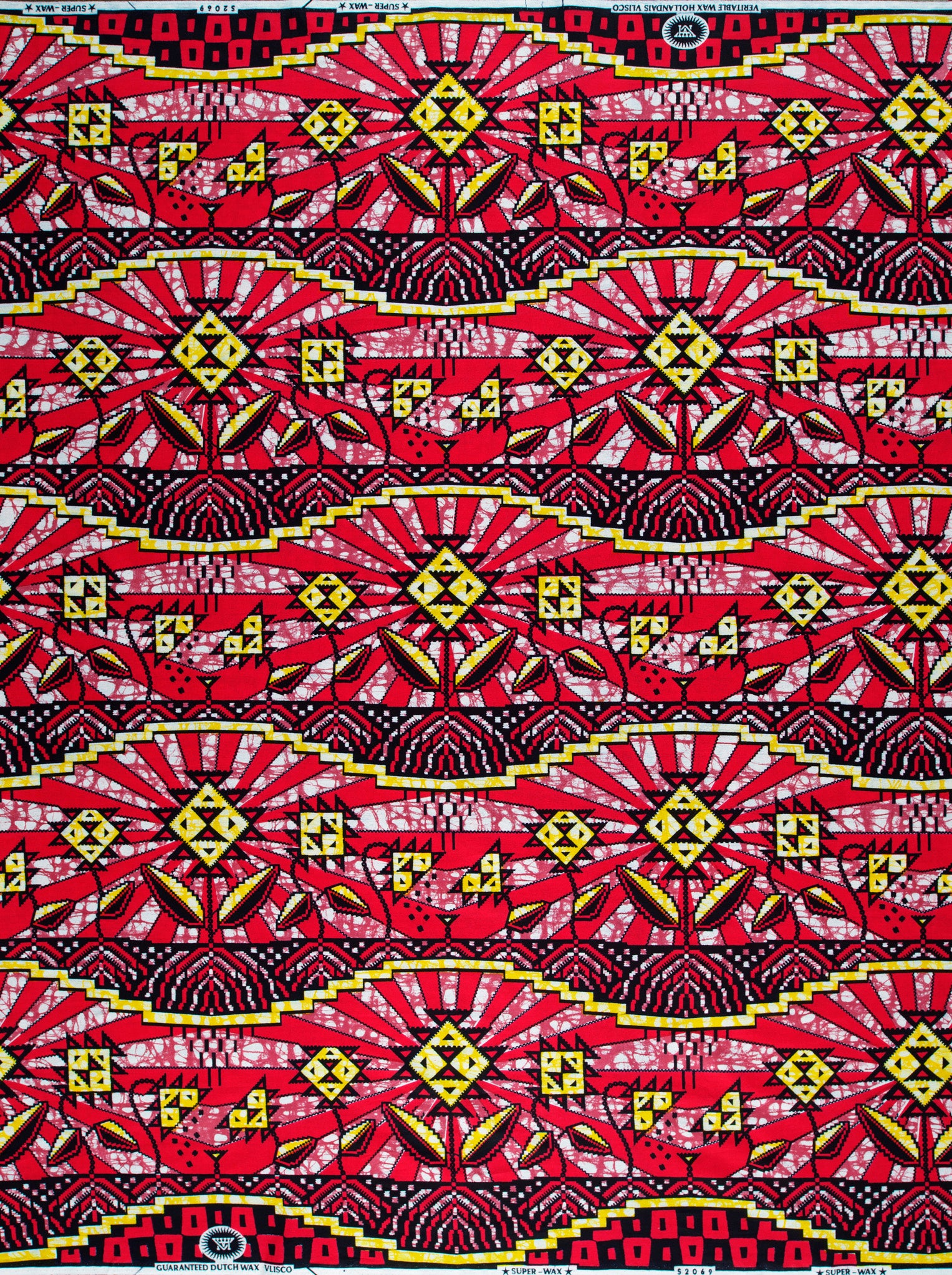 Vibrant red yellow geometric-patterned fabric super-wax vls2069.002