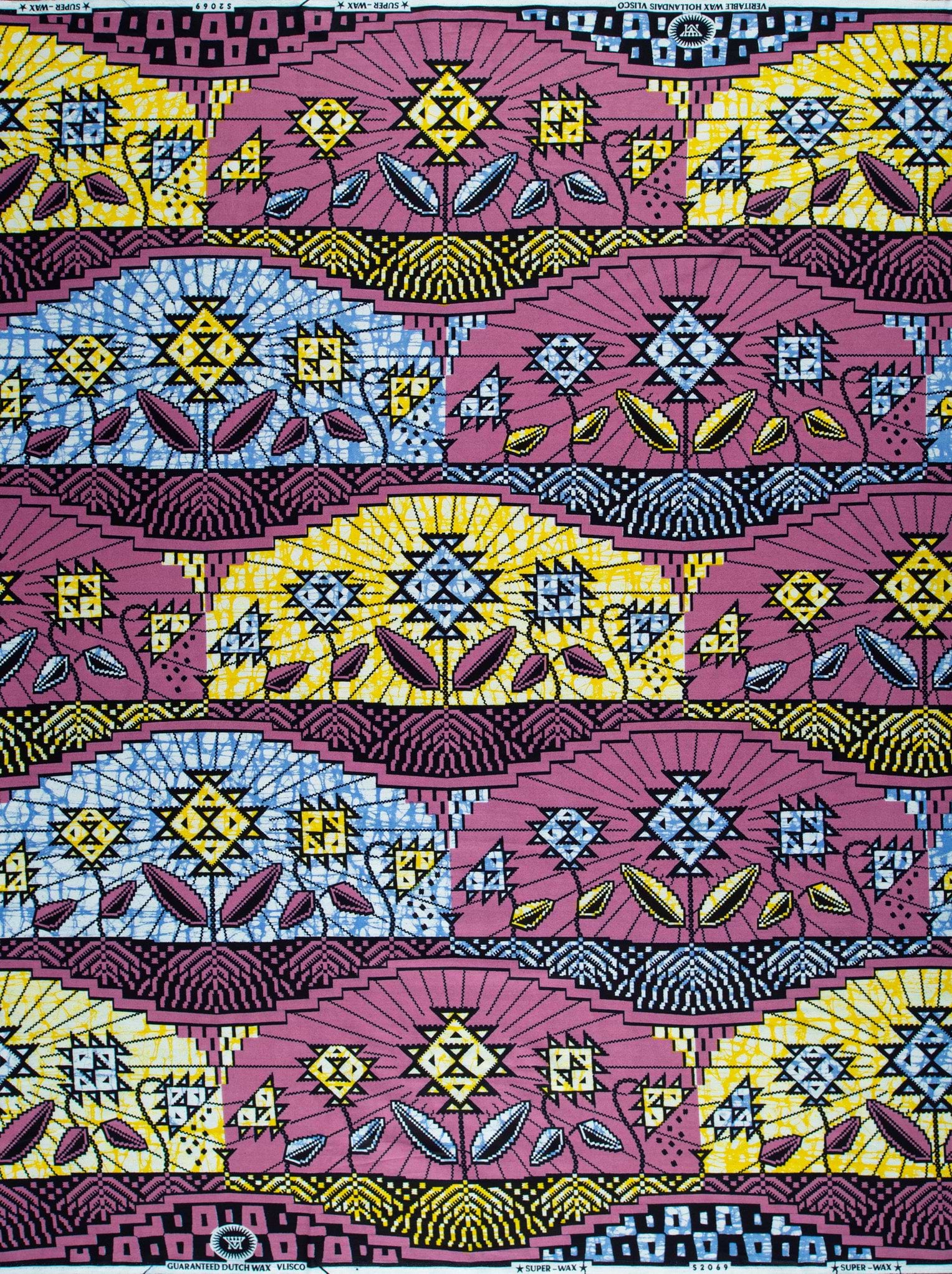 Vibrant geometrically patterned fabric bold super-wax vls2069.008