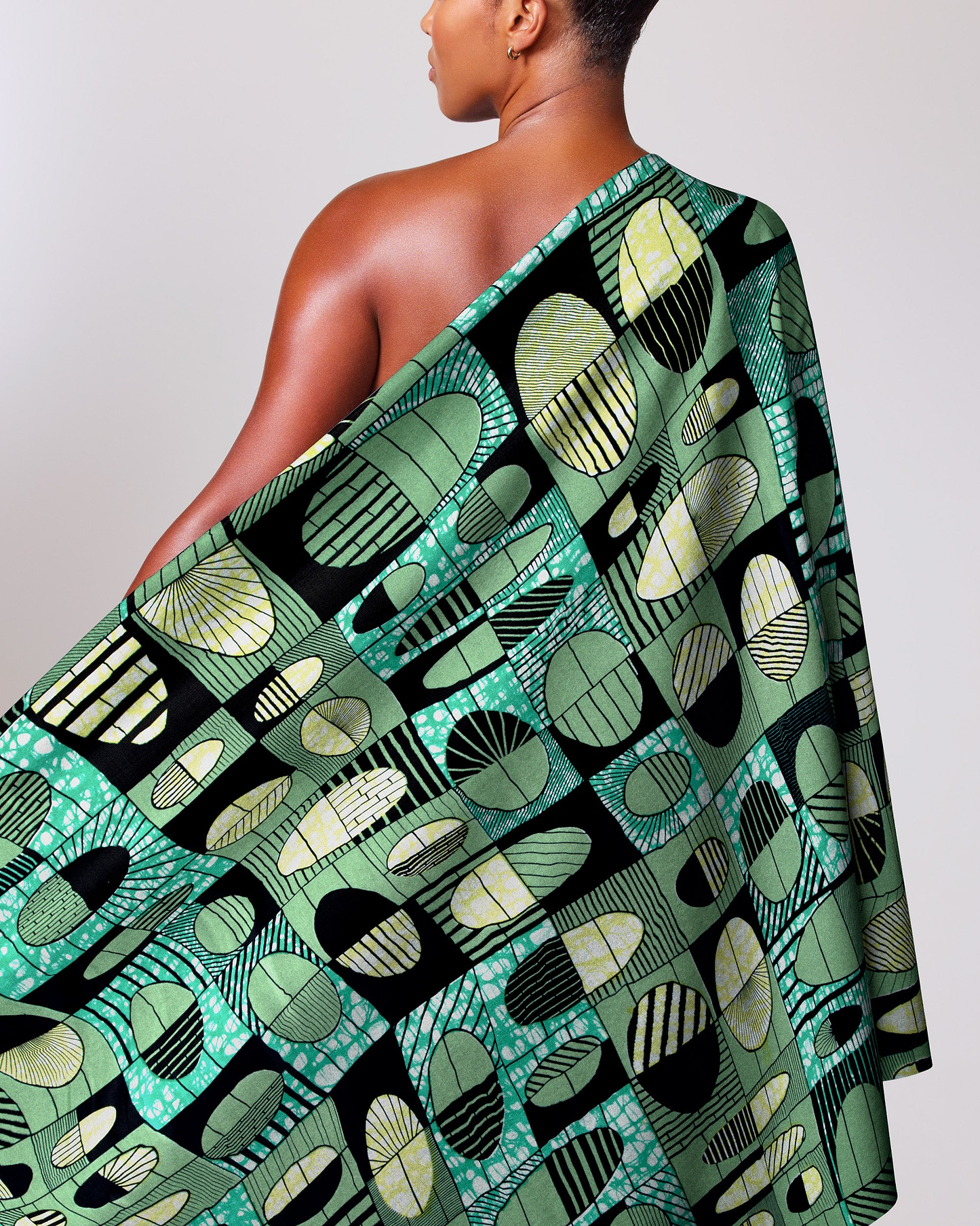 Vibrant green black patterned fabric super-wax vls2764.011