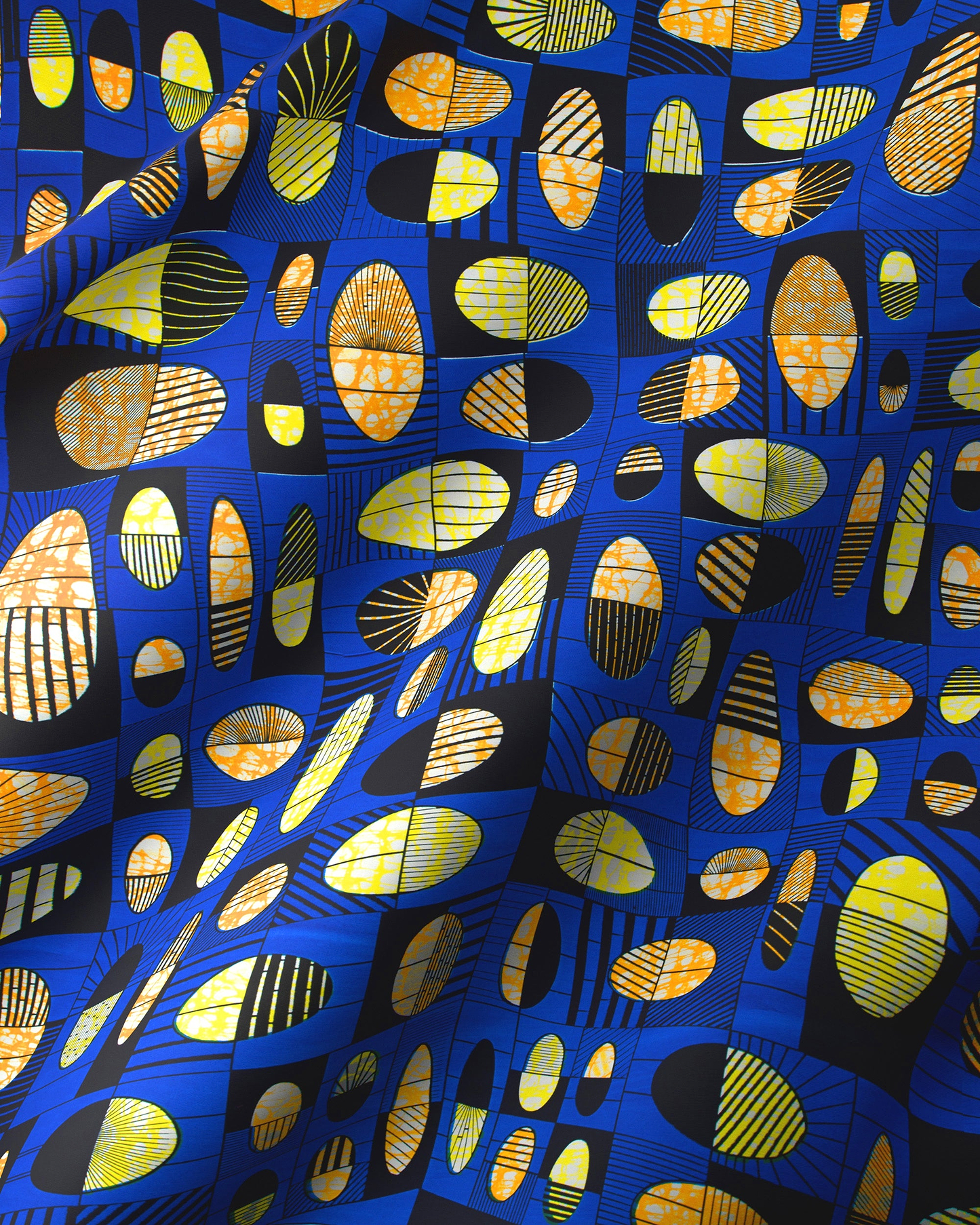 Vibrant blue african print fabric super-wax vls2764.016