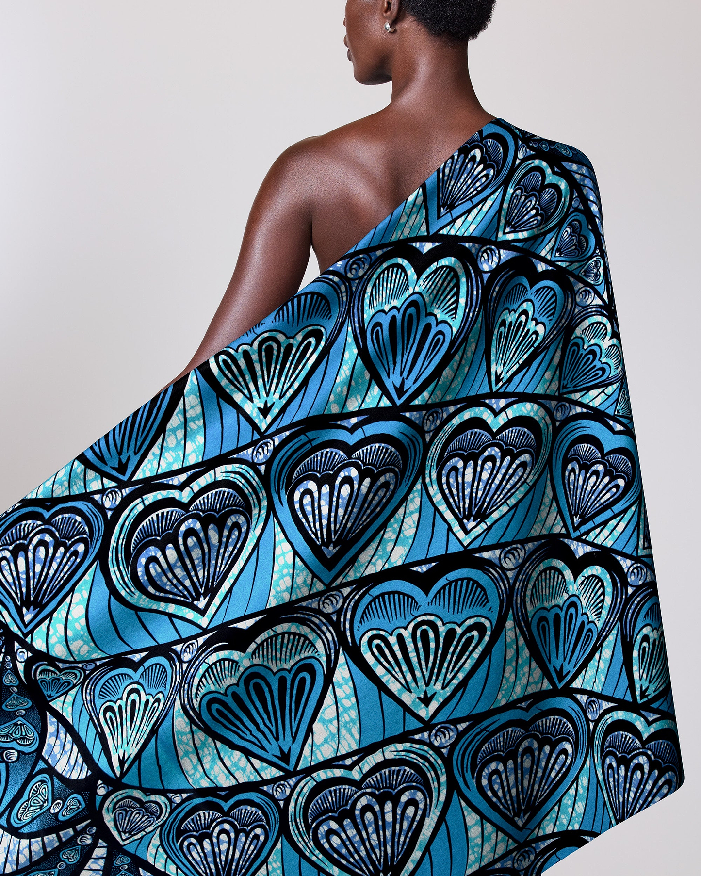 Vibrant blue black patterned fabric super-wax vls3258.005