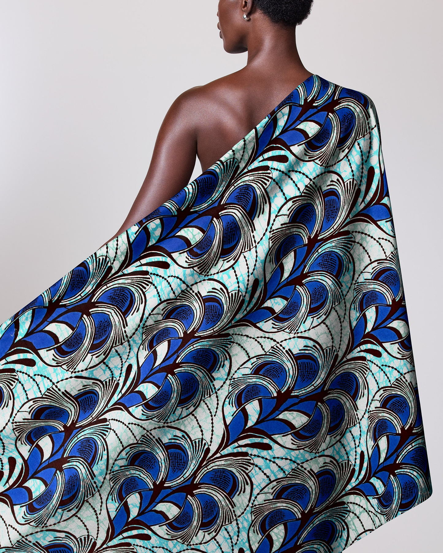 Vibrant blue white patterned fabric super-wax vls3520.001