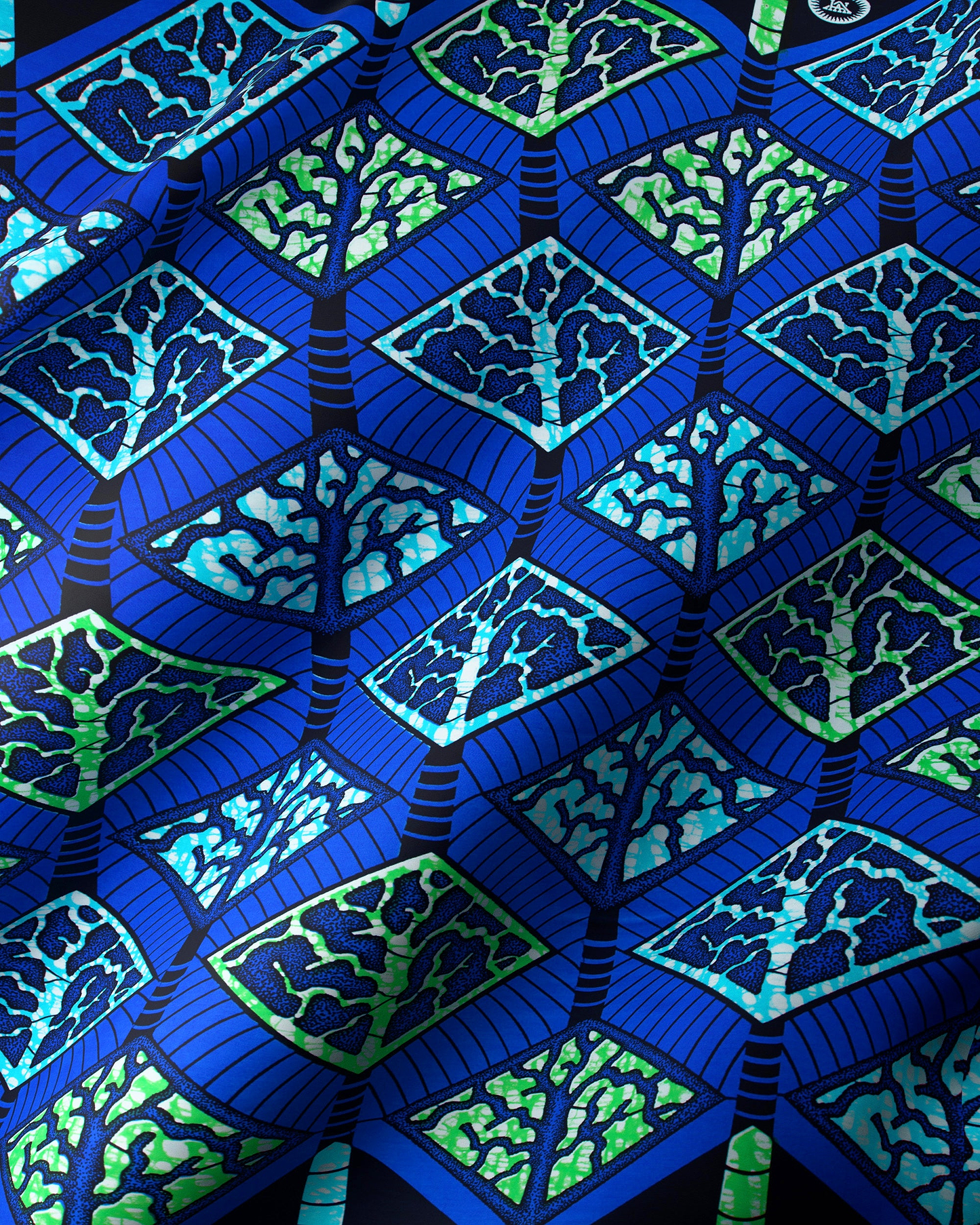 Vibrant blue green geometric-patterned fabric super-wax vls4398.007